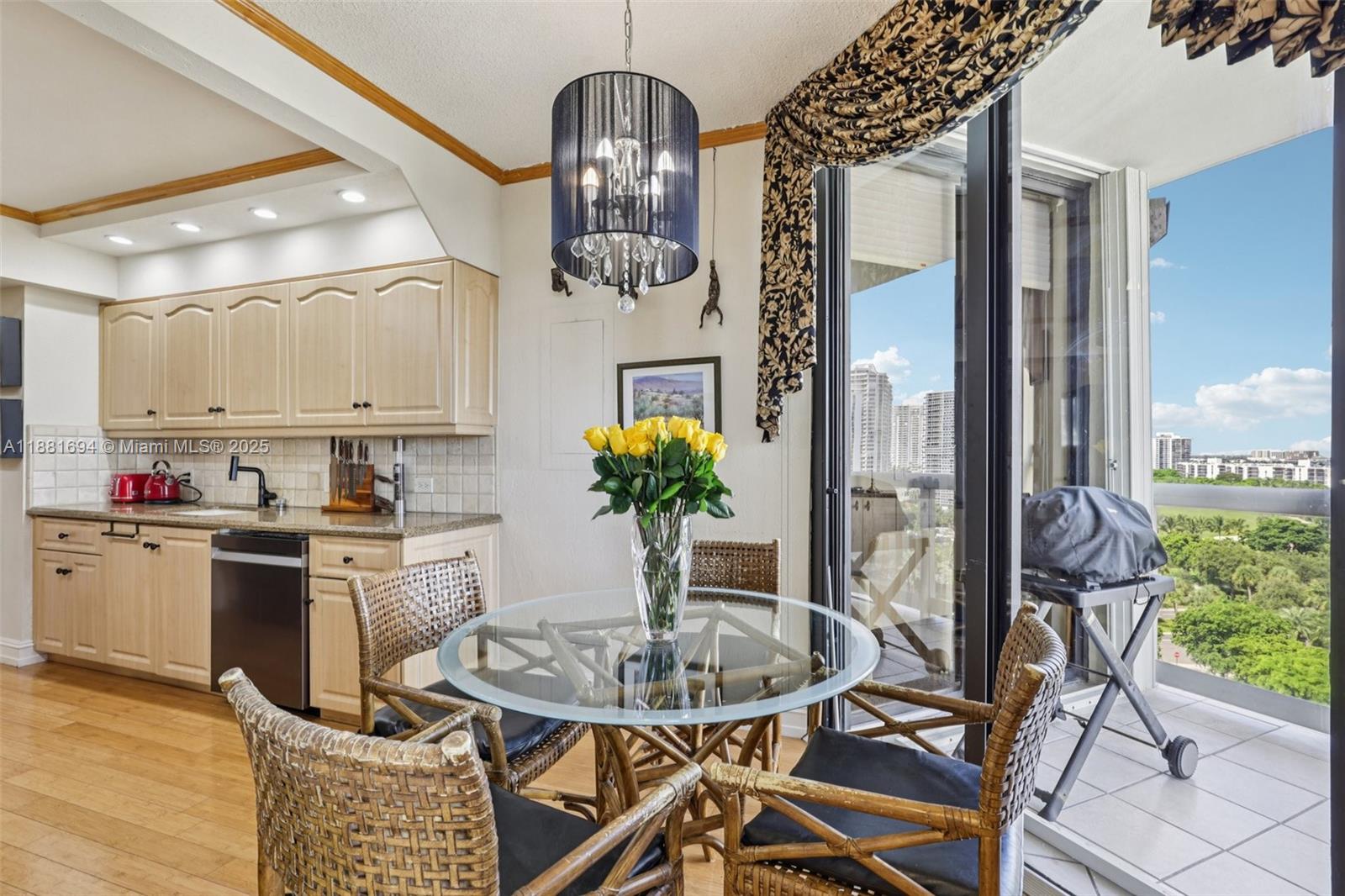 20191 E Country Club Dr # 1102