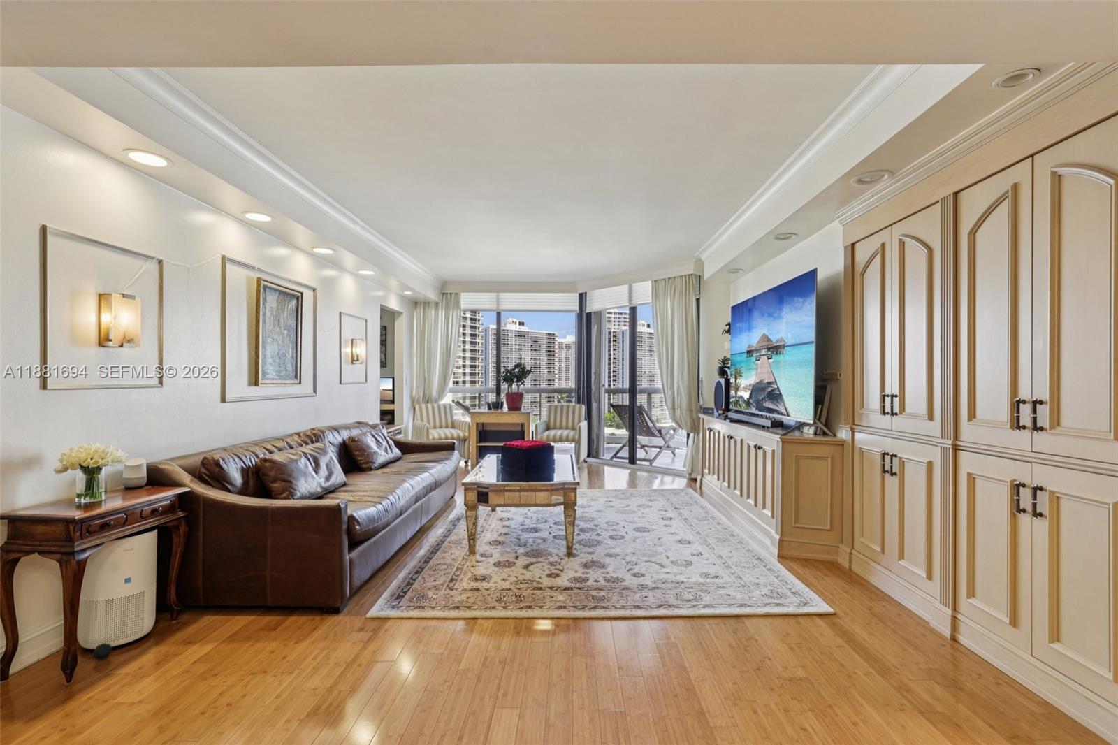 20191 E Country Club Dr # 1102