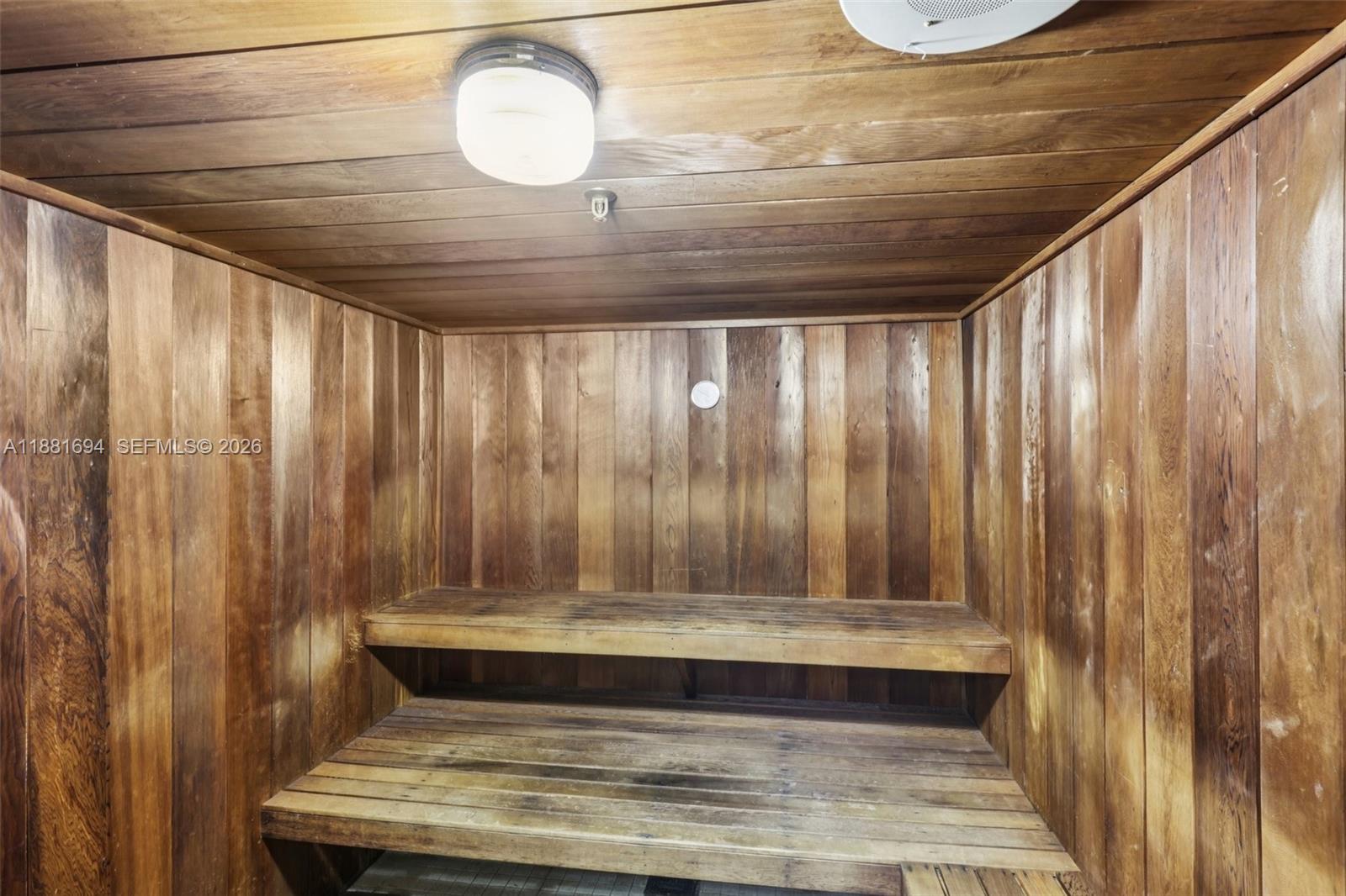 20191 E Country Club Dr # 1102