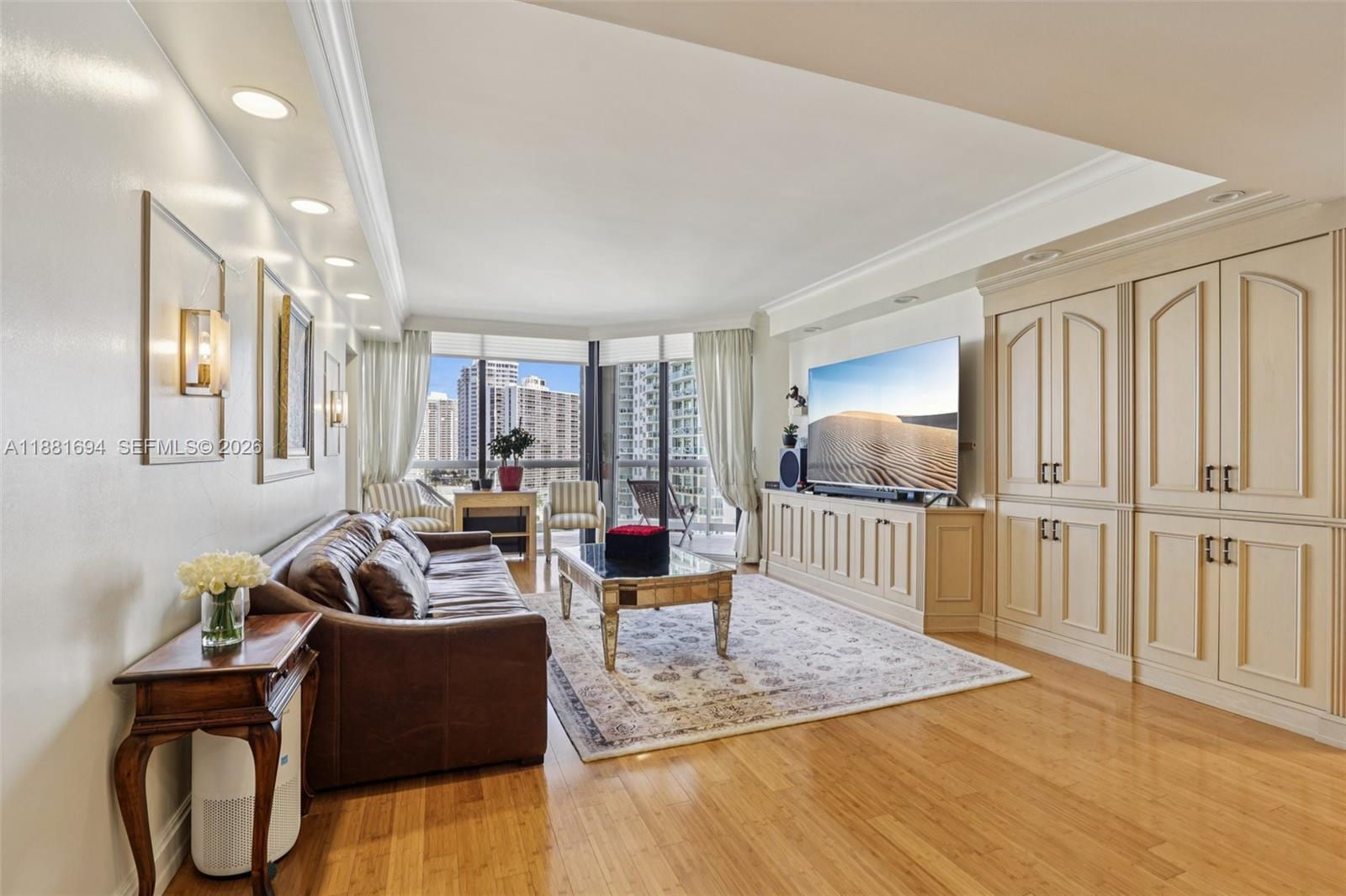 20191 E Country Club Dr # 1102