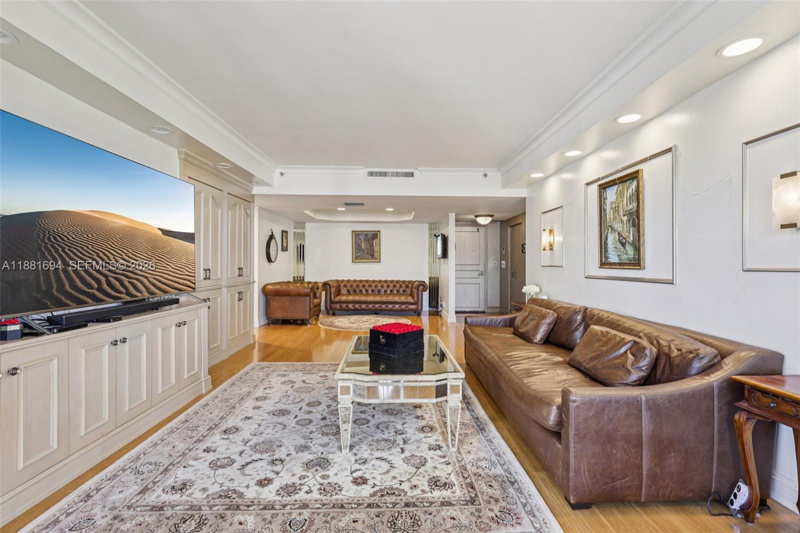 20191 E Country Club Dr # 1102