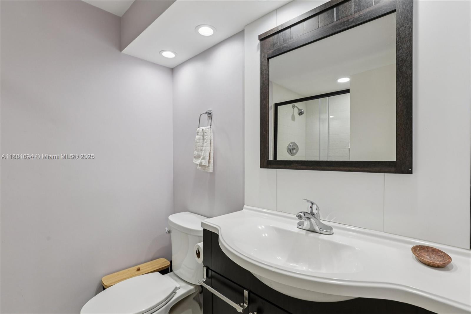 20191 E Country Club Dr # 1102