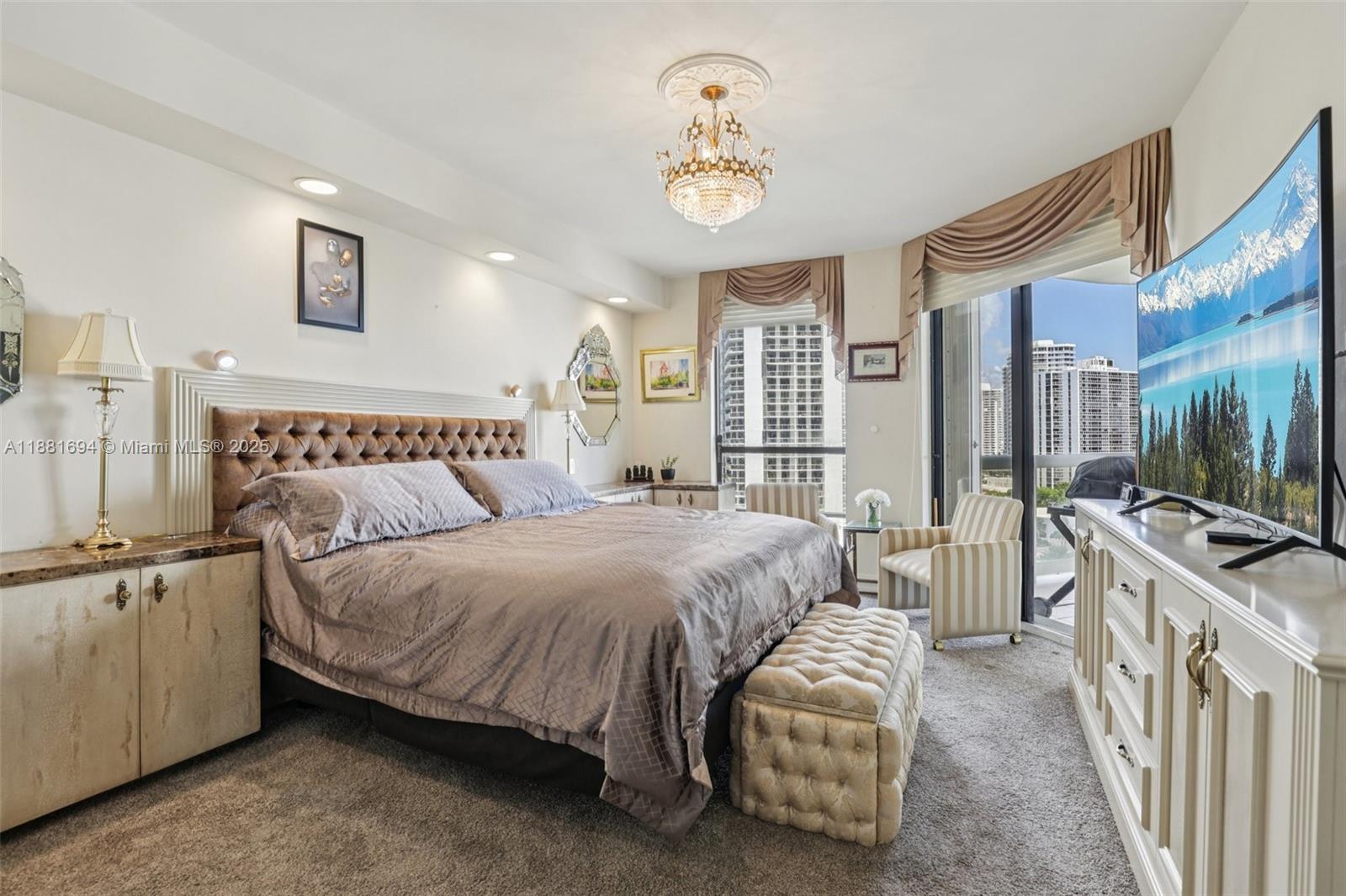 20191 E Country Club Dr # 1102