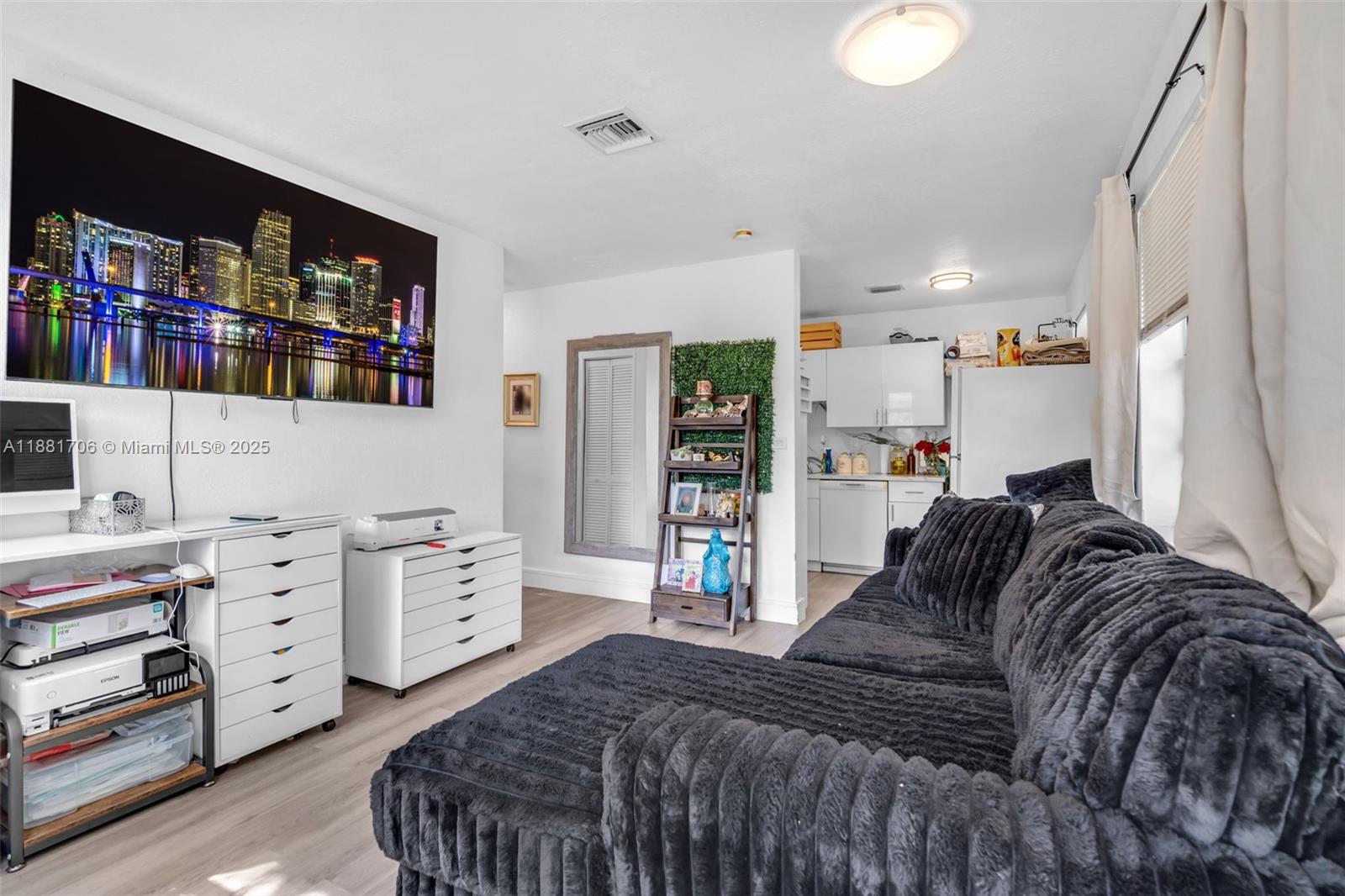 3380 NW 8th Pl
