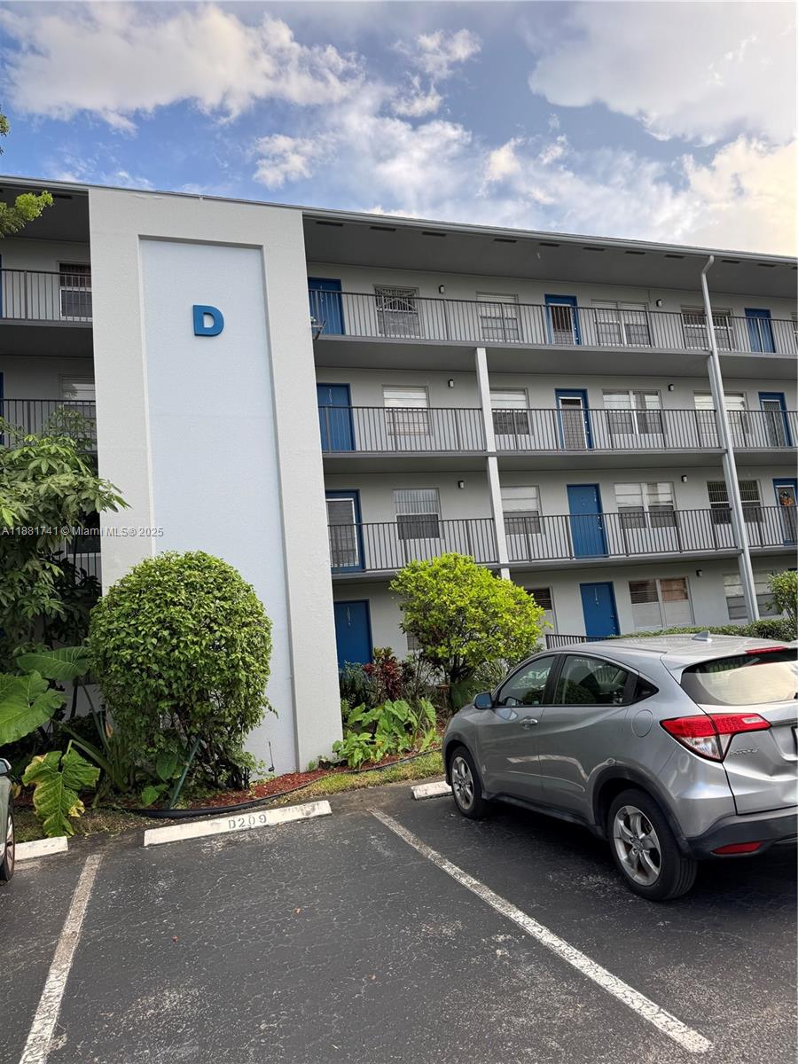 13450 SW 3rd St # 203D