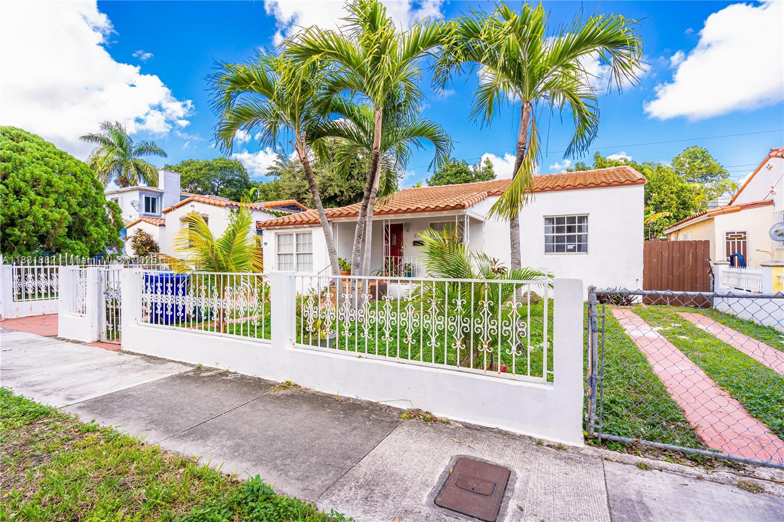 2315 SW 17th St.
