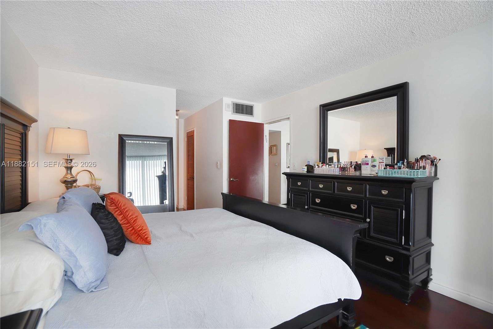 1228 West Ave # 607