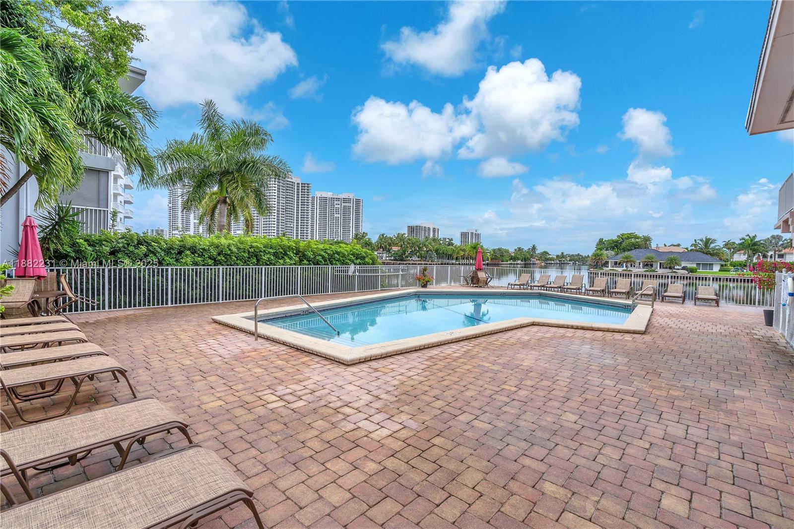 3161 S Ocean Dr # 802