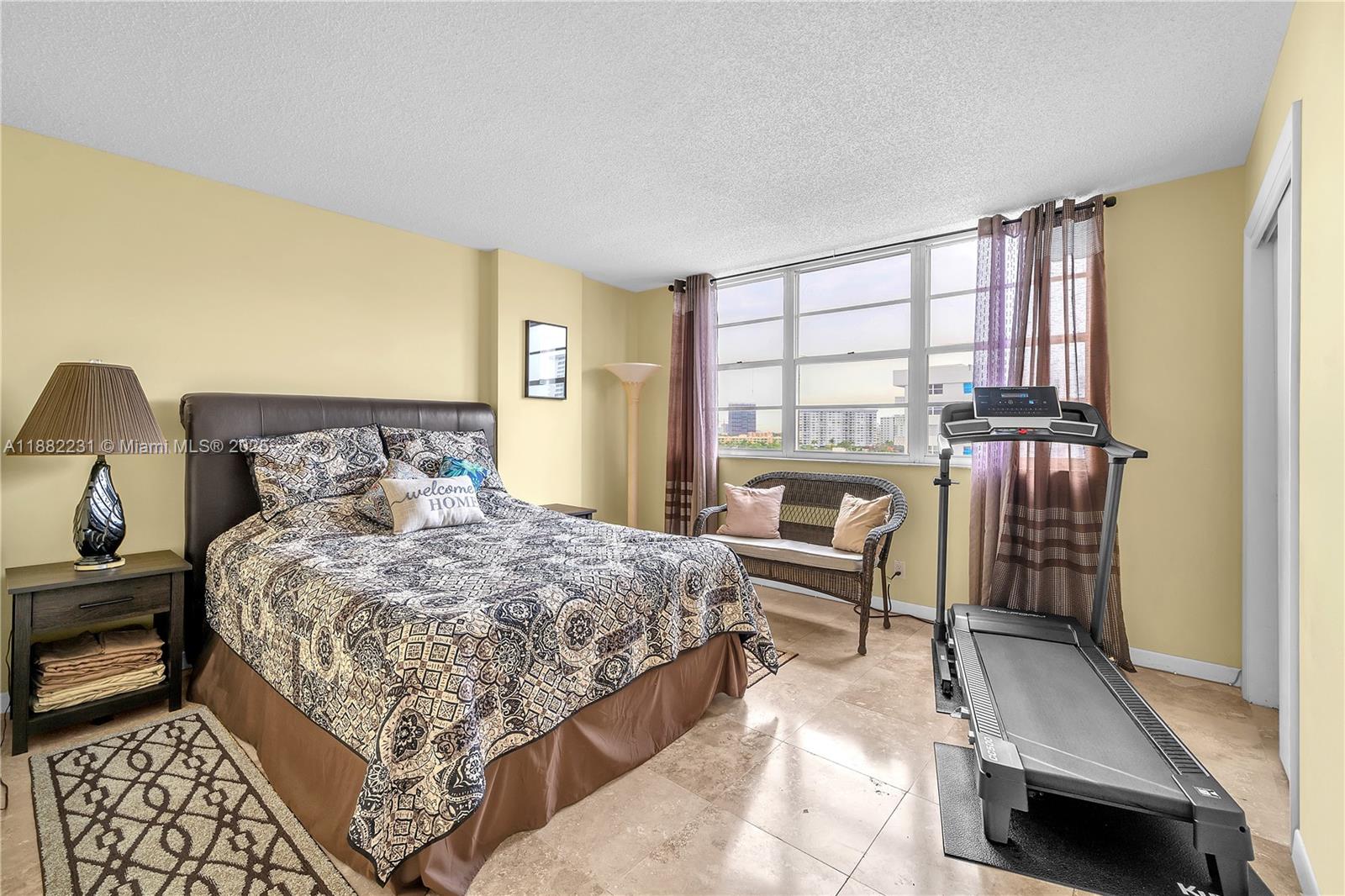 3161 S Ocean Dr # 802