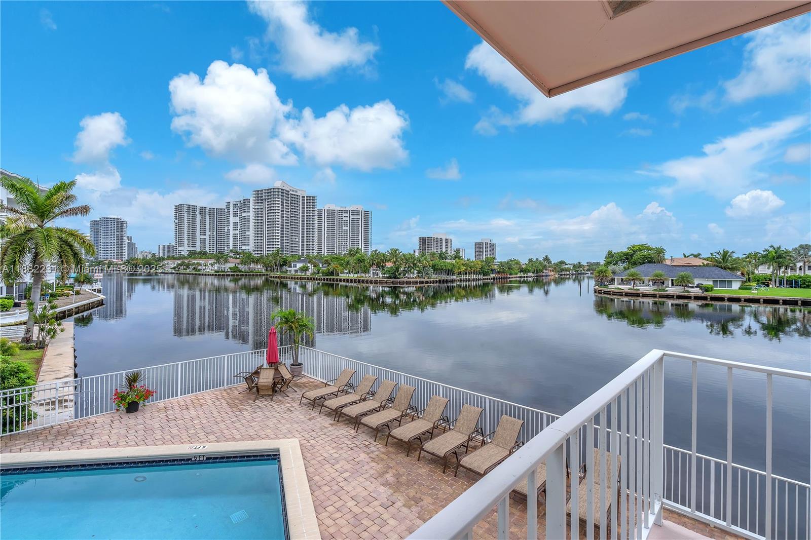3161 S Ocean Dr # 802
