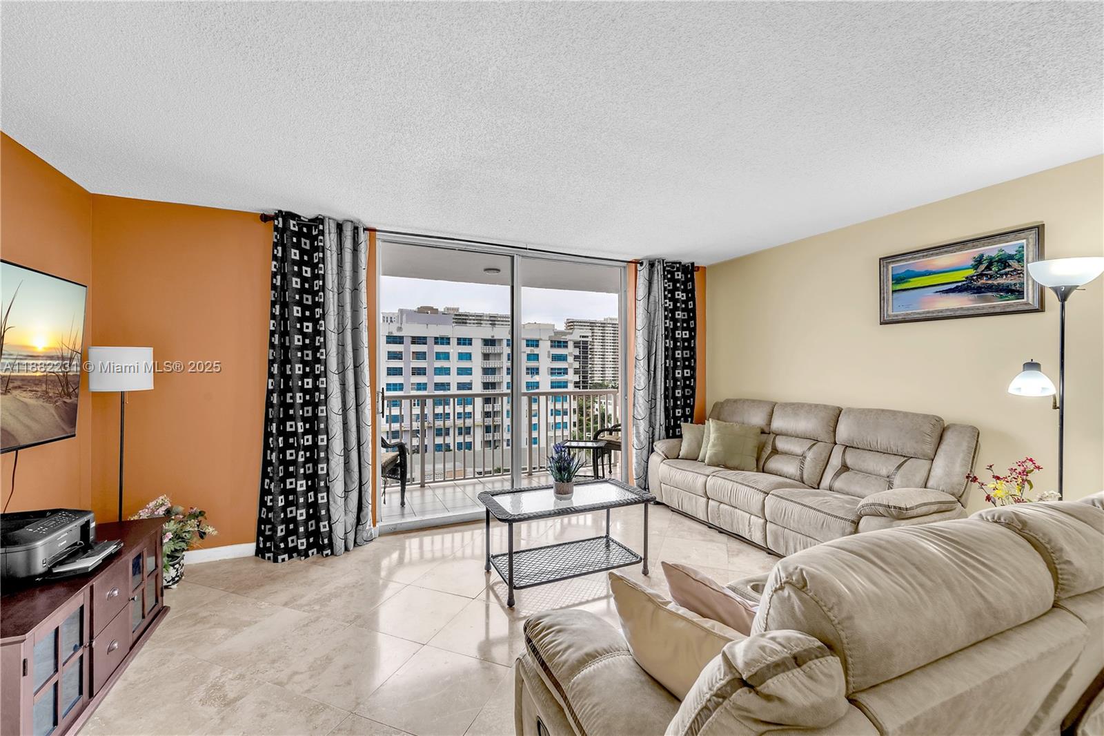3161 S Ocean Dr # 802
