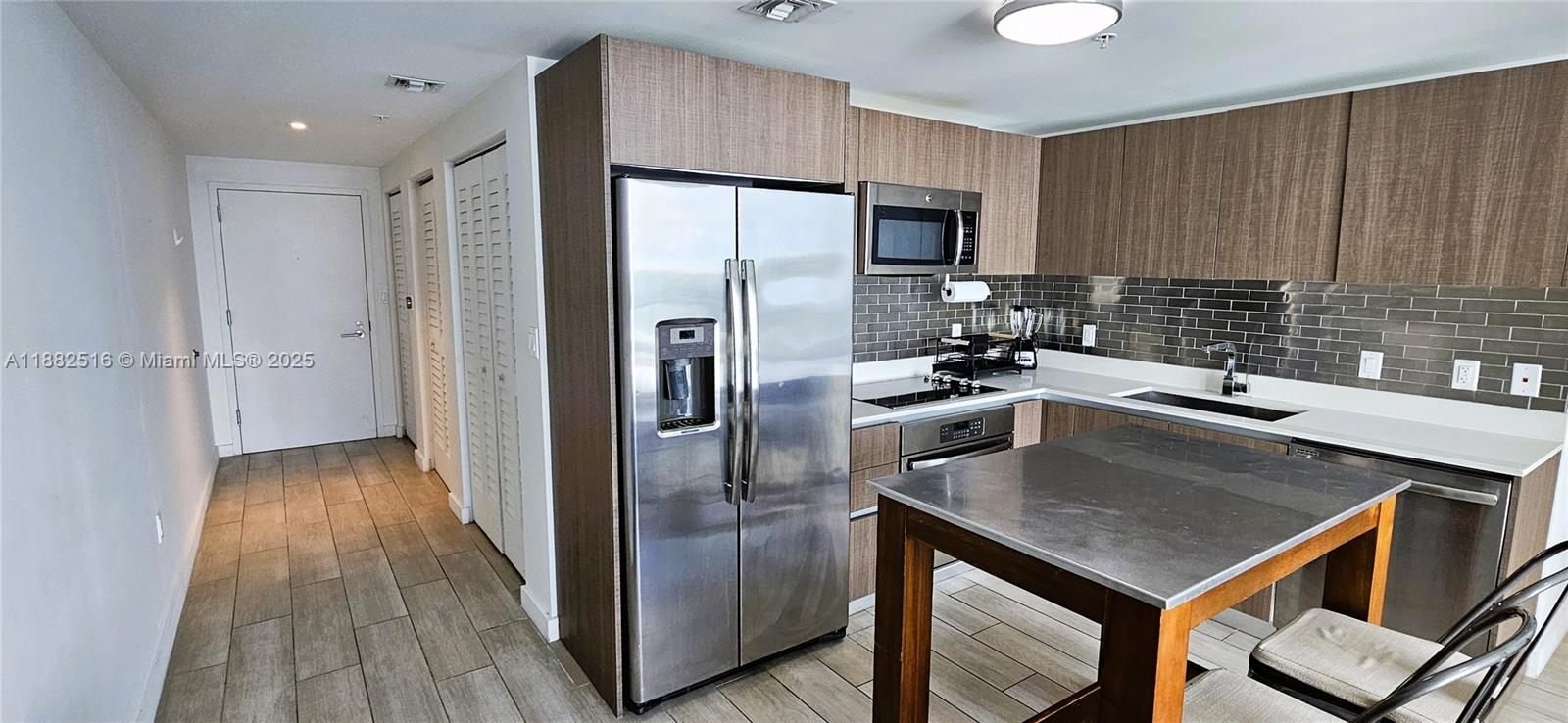 1600 SW 1st Ave # 1106