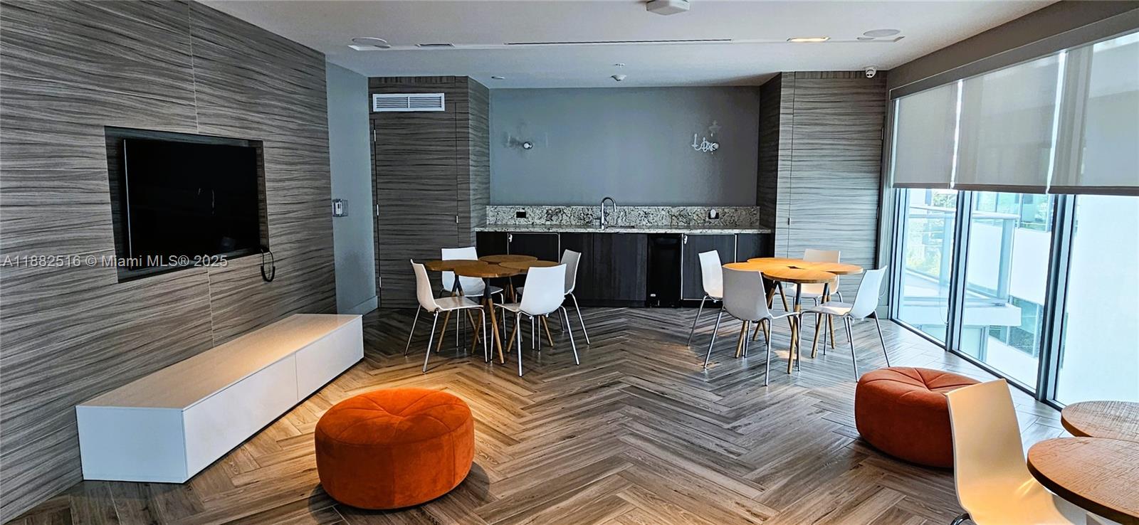 1600 SW 1st Ave # 1106