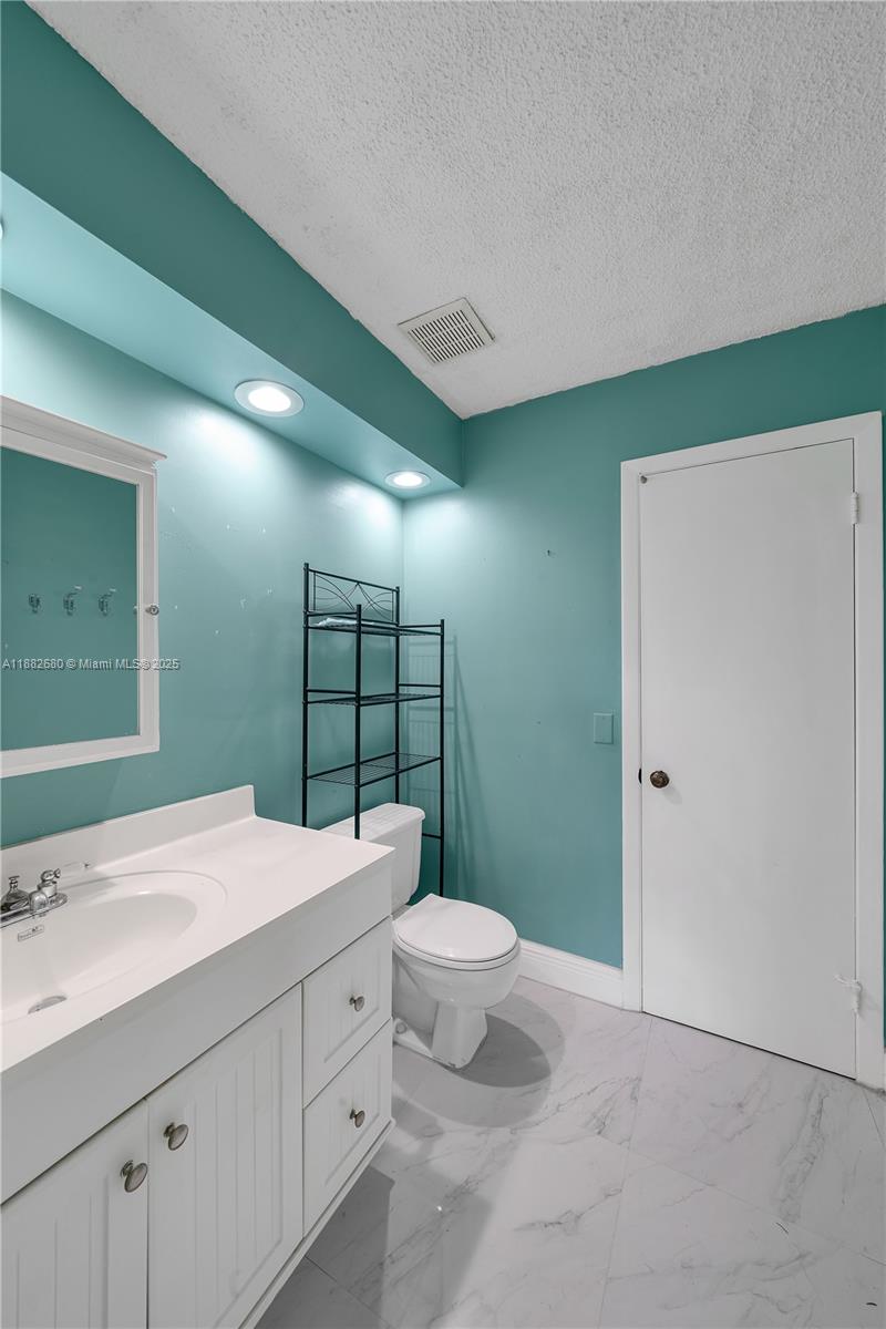 15060 SW 49th Ln # 107 Unit: C-107
