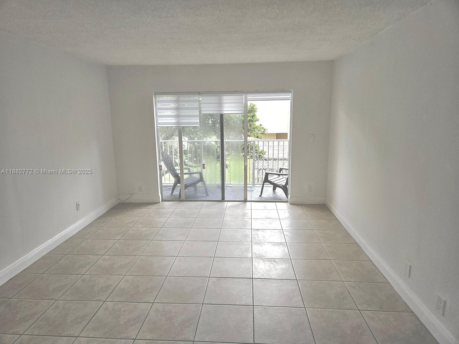5201 Geneva Way # 201, Doral Unit: 201