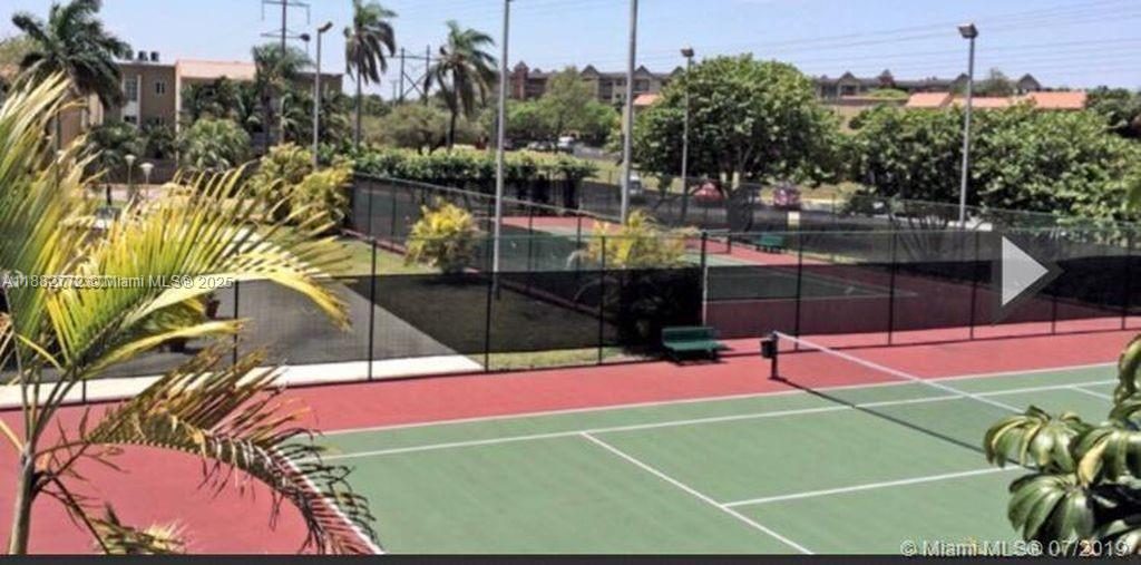 5201 Geneva Way # 201, Doral Unit: 201