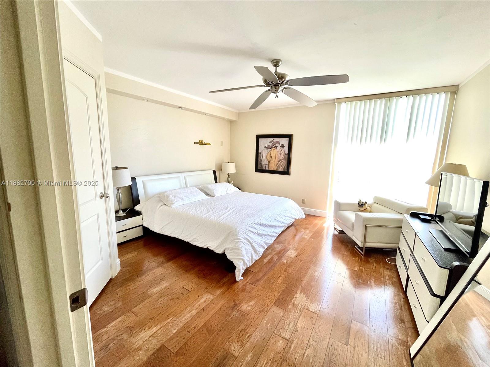 19707 Turnberry Way # 10E