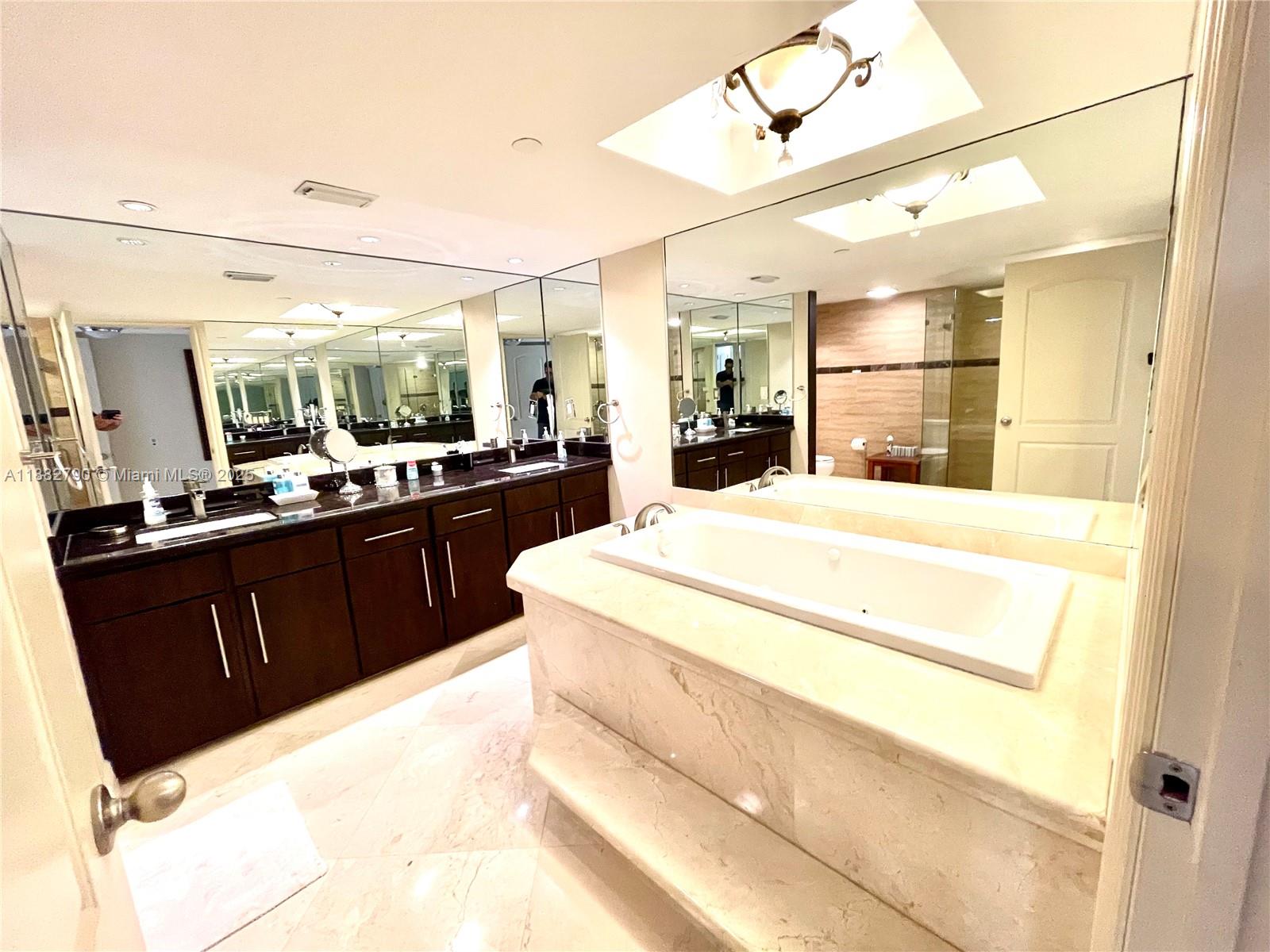 19707 Turnberry Way # 10E