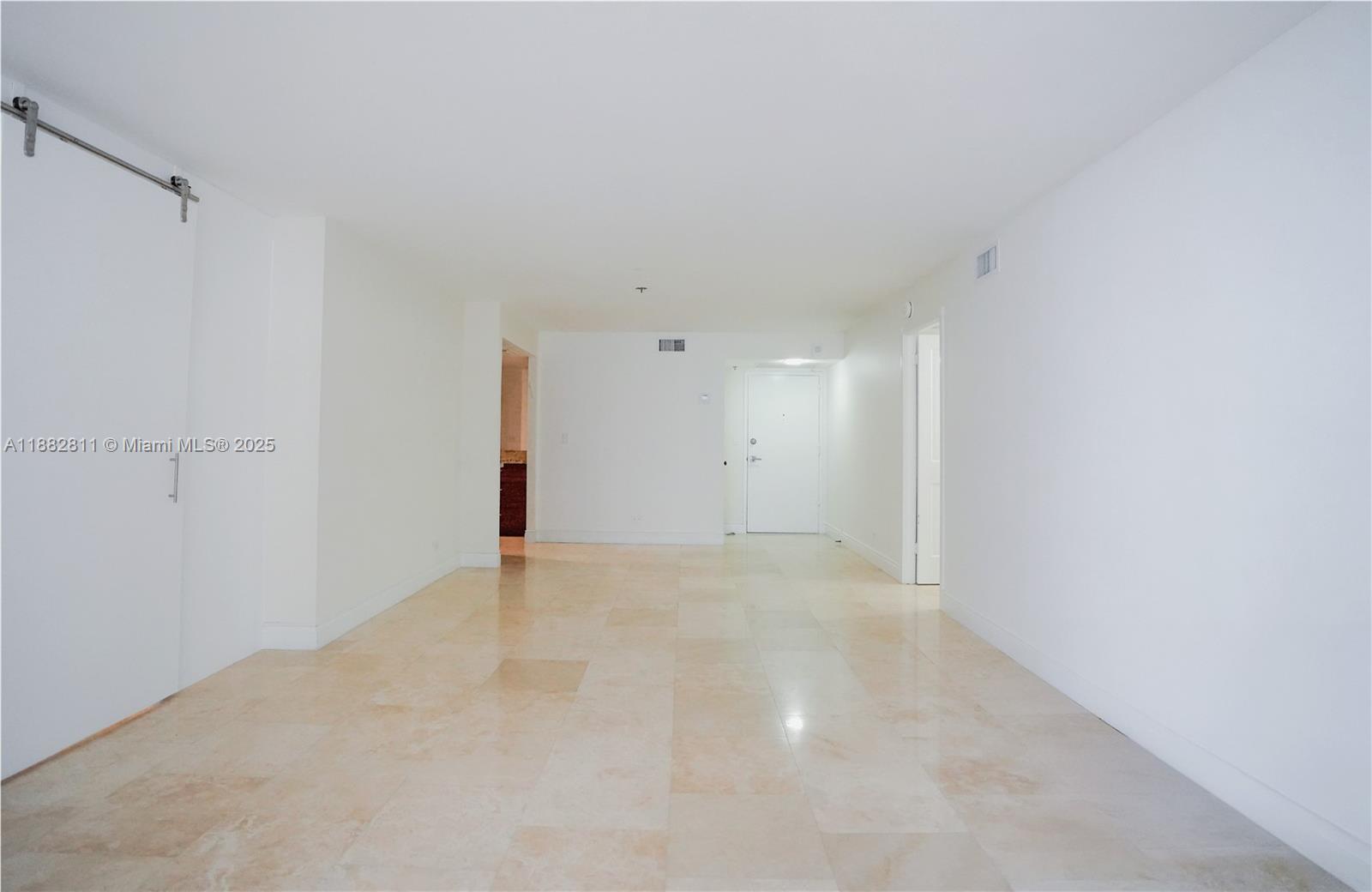 6039 Collins Ave # 503