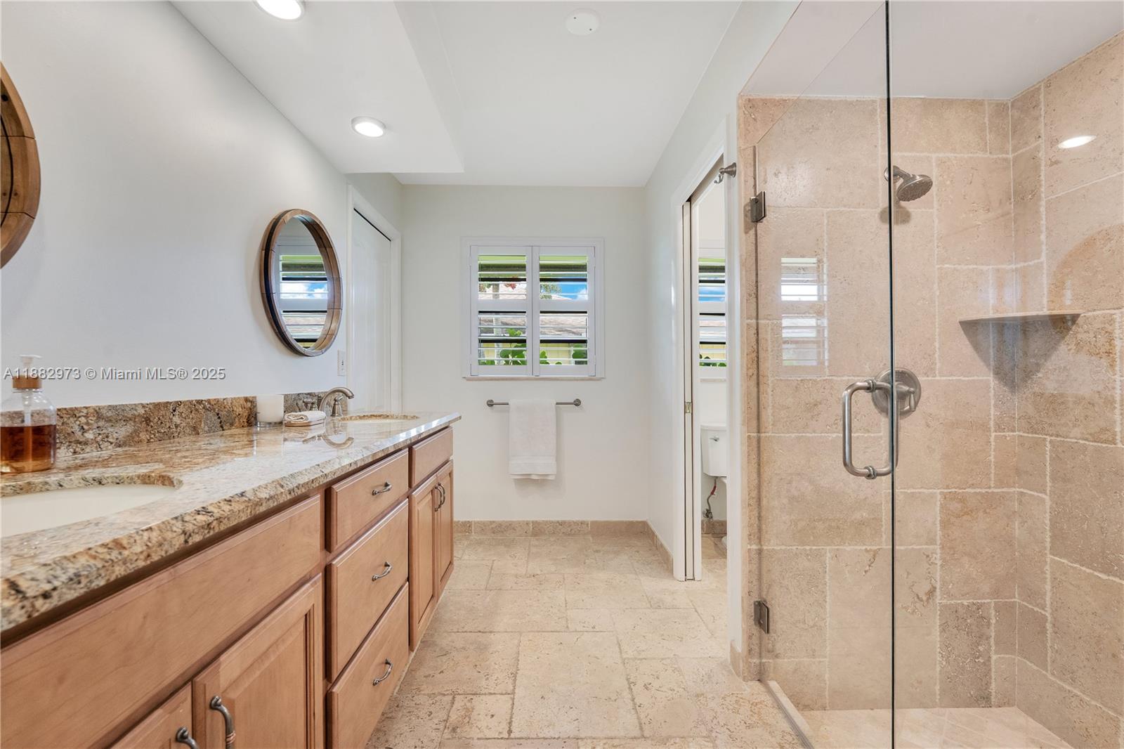 7104 SE Bunker Hill Dr