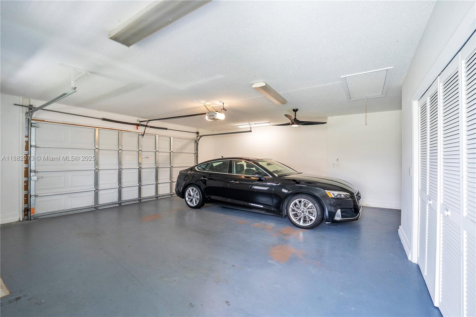 7104 SE Bunker Hill Dr