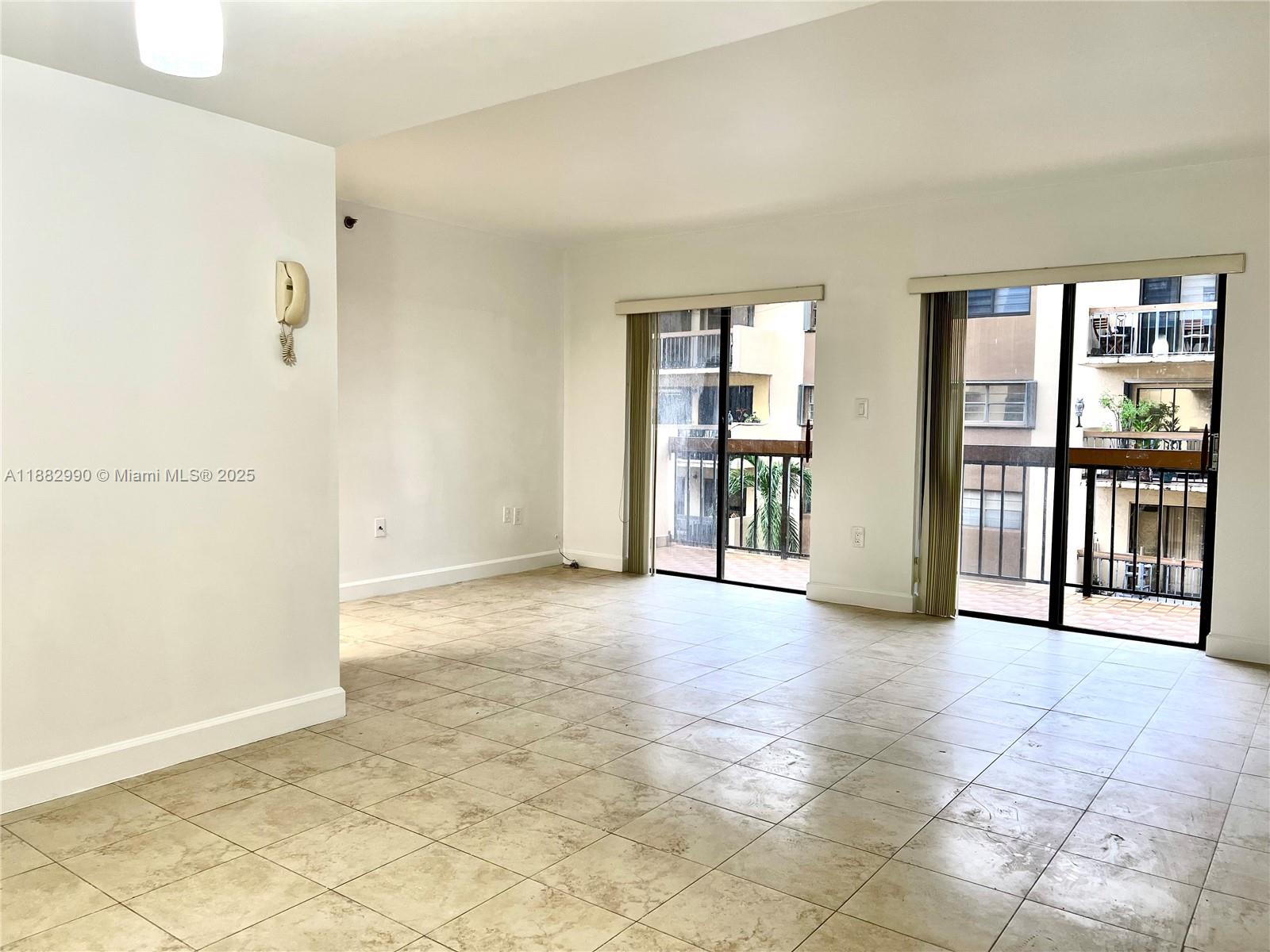 5249 NW 7th St # 303