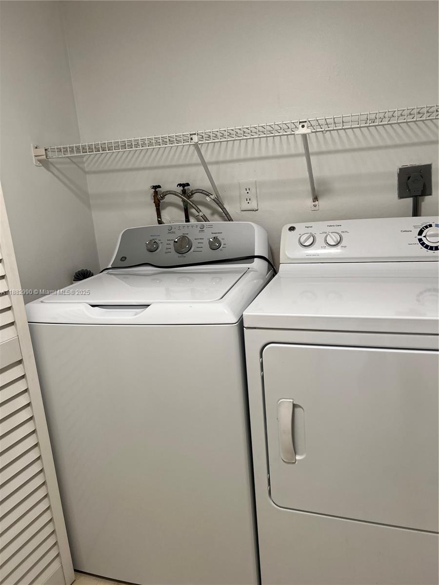 5249 NW 7th St # 303