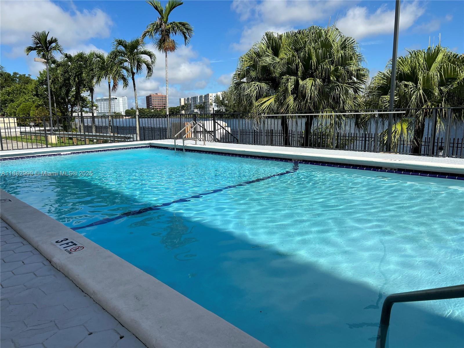 5249 NW 7th St # 303