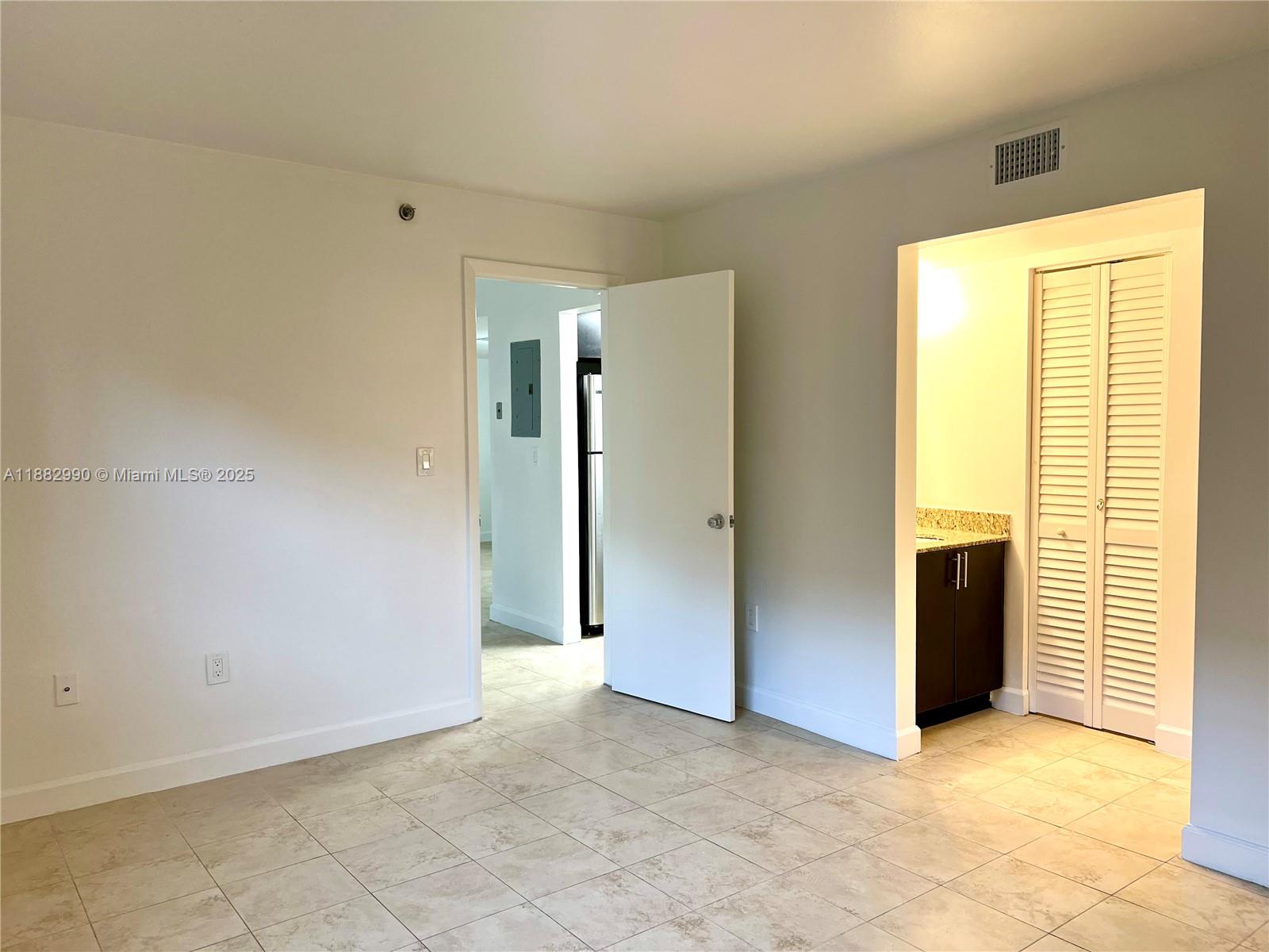 5249 NW 7th St # 303