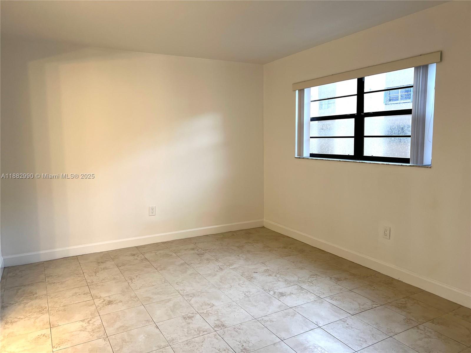 5249 NW 7th St # 303