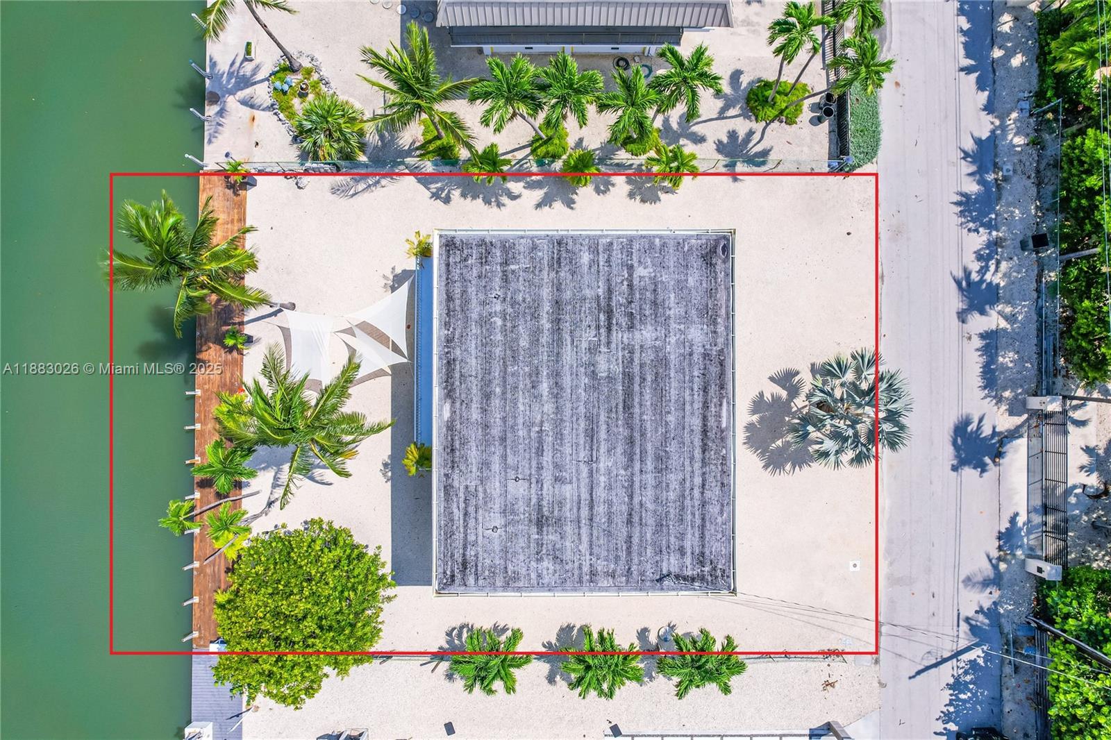 126 Columbus Dr