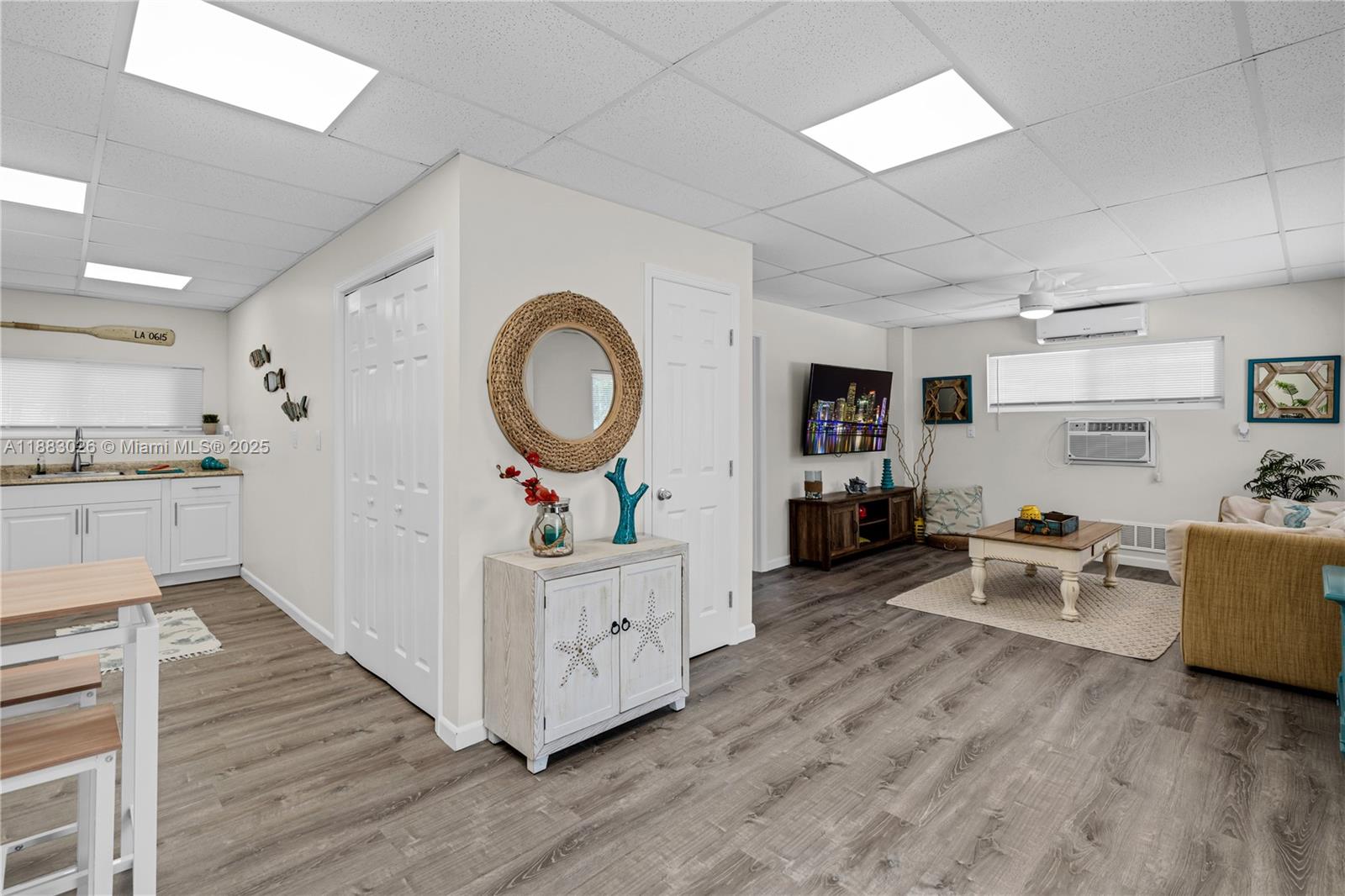 126 Columbus Dr