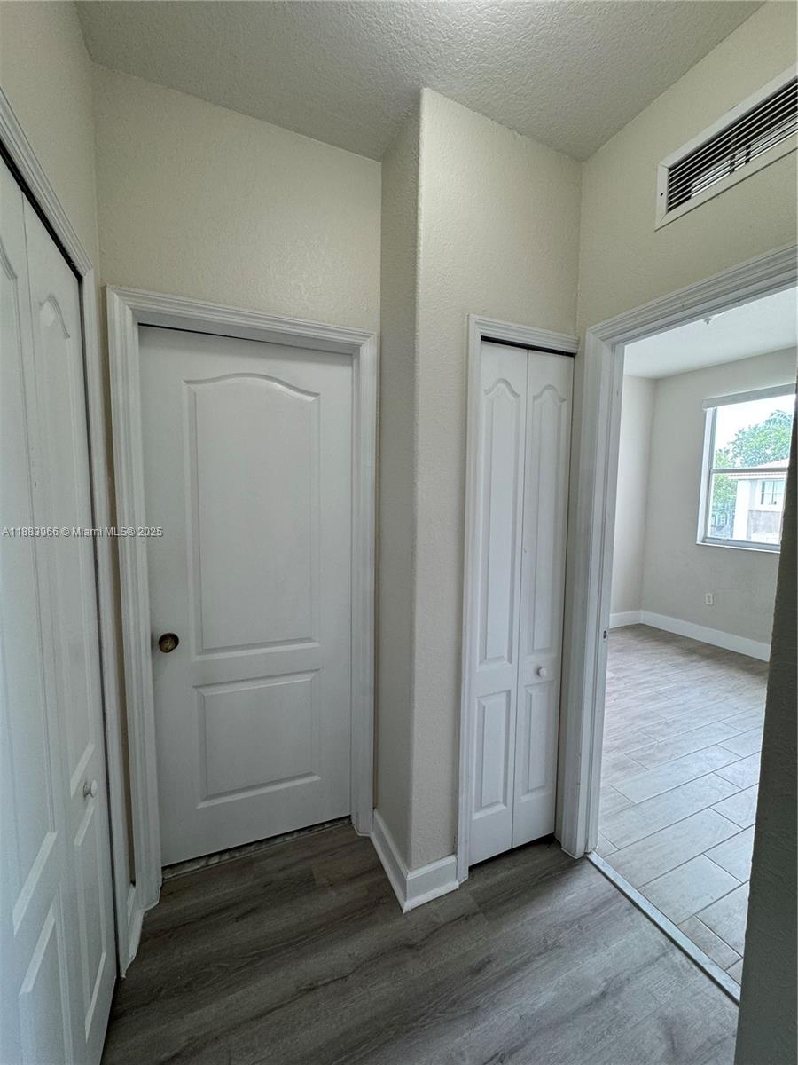 1536 SE 25th St # 202