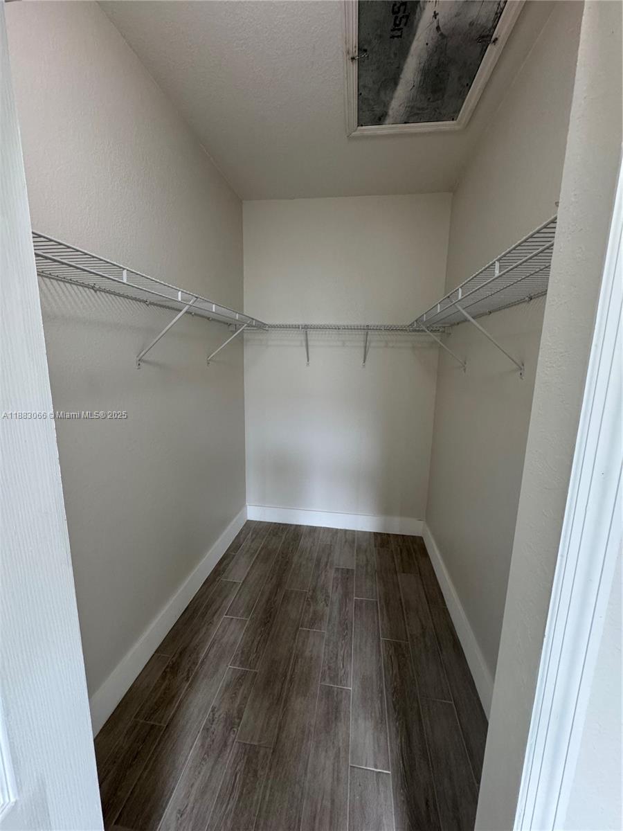 1536 SE 25th St # 202