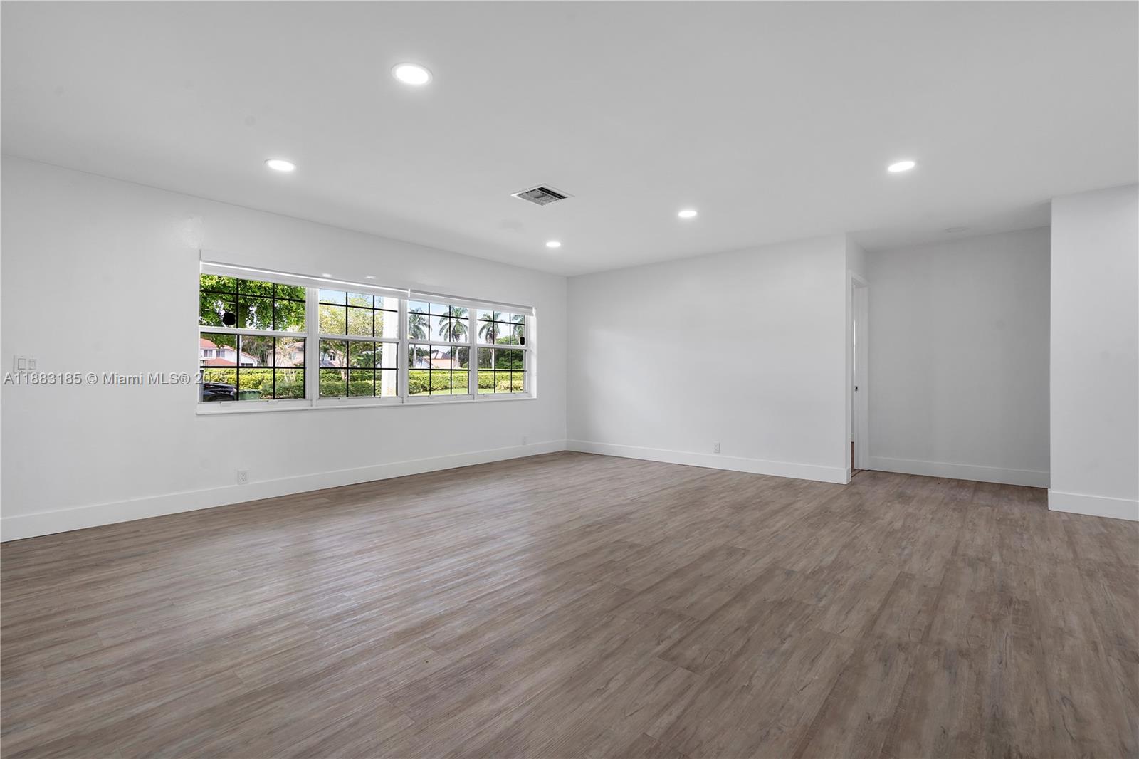 11240 Sheridan St # 11240