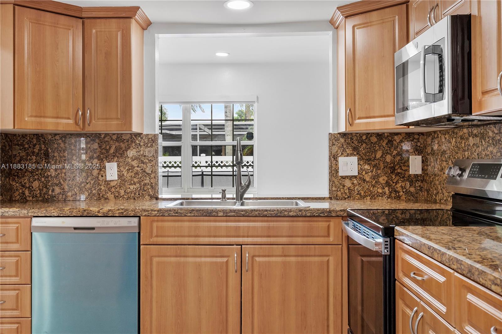 11240 Sheridan St # 11240