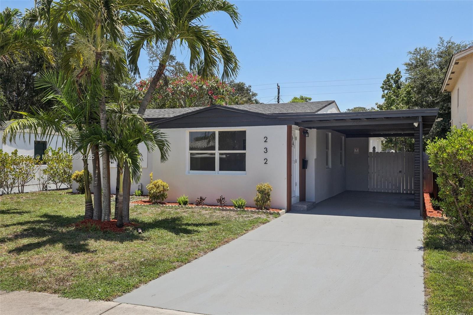 232 SW 22nd St