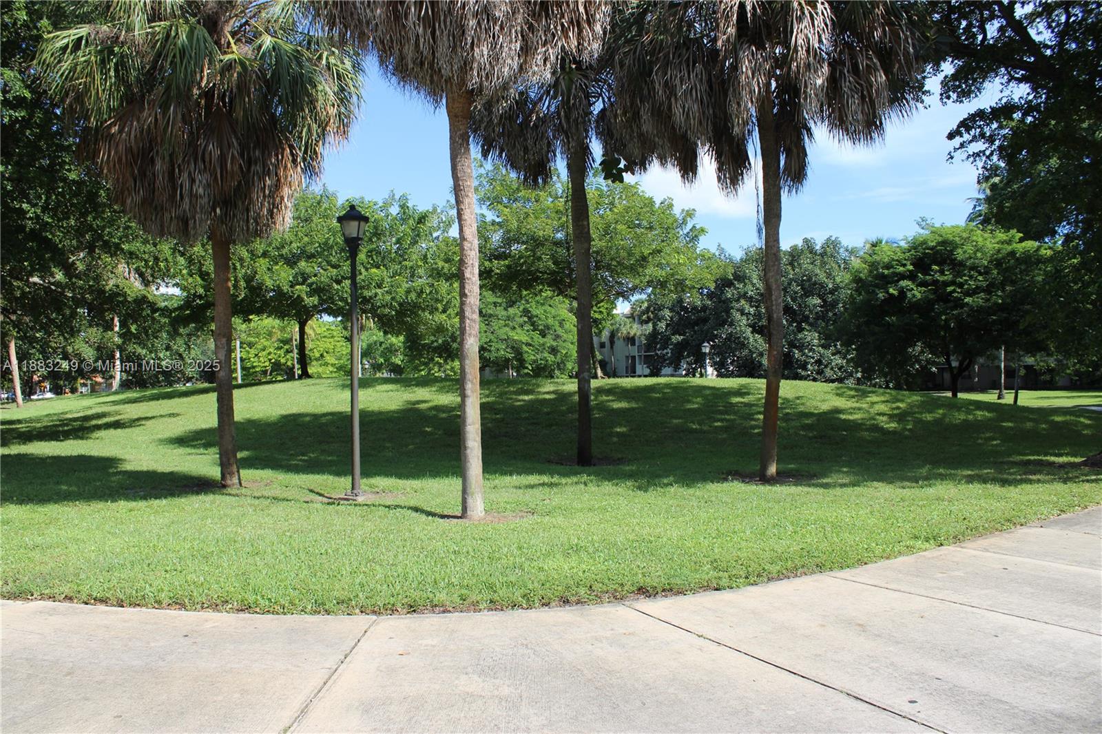 15512 Sharpecroft Dr