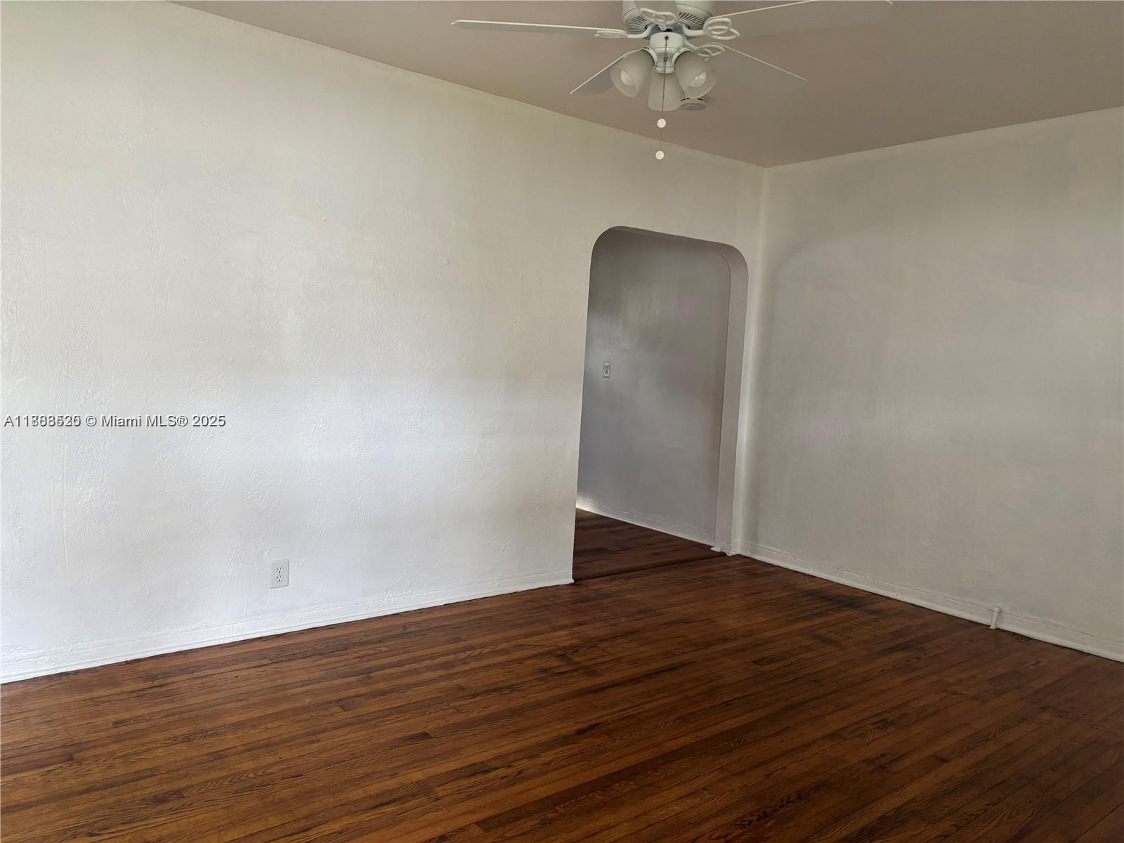 1842 Funston St # 2 Unit: 1-2