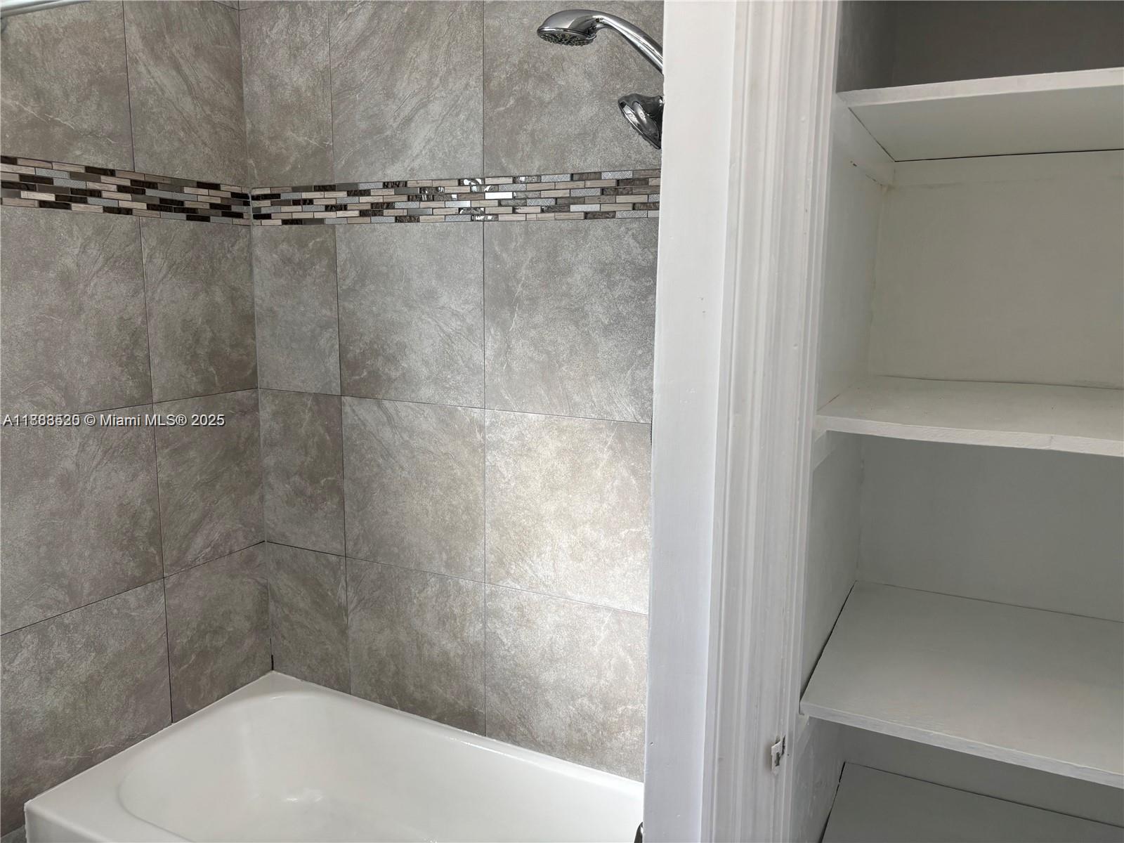 1842 Funston St # 2 Unit: 1-2