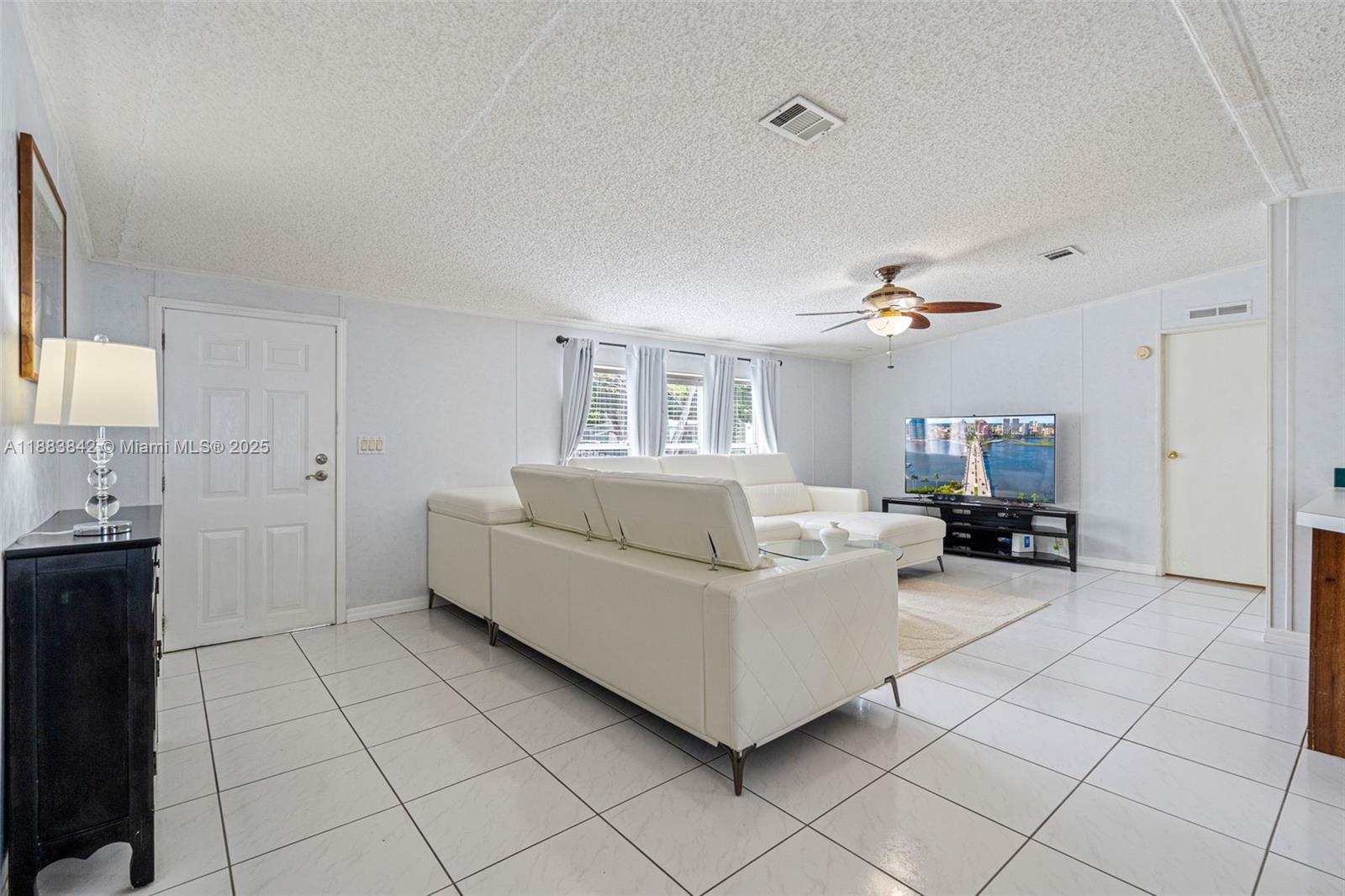 278 King Ave