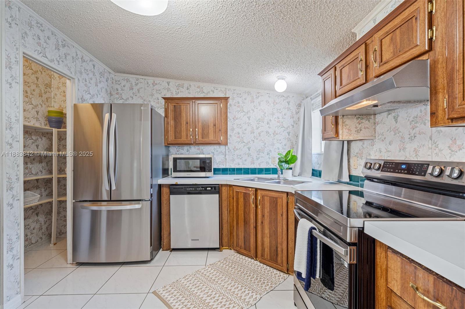 278 King Ave