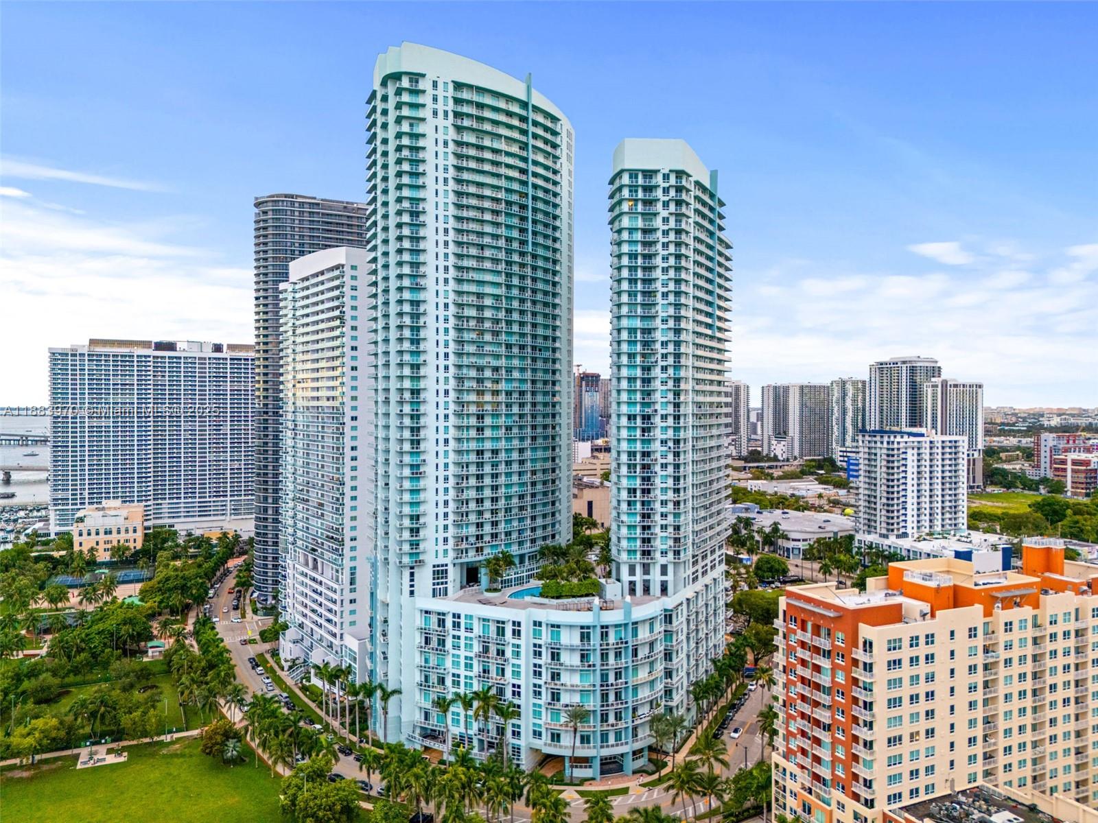 1900 N Bayshore Dr # 4018