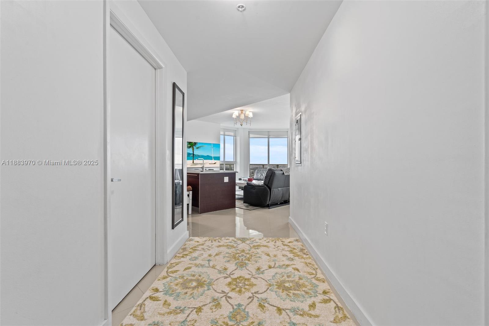 1900 N Bayshore Dr # 4018