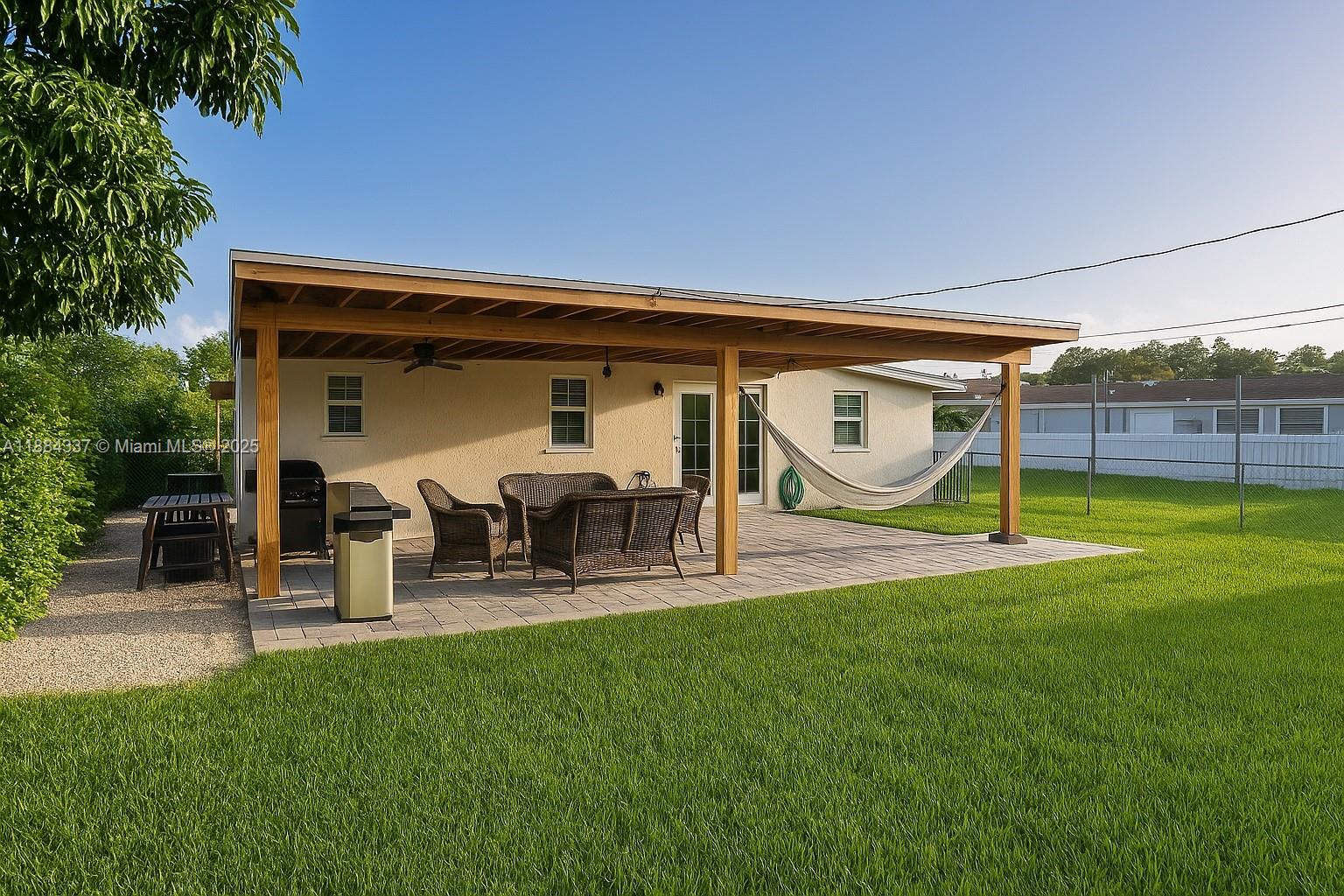 10241 Dominican Dr, Cutler Bay