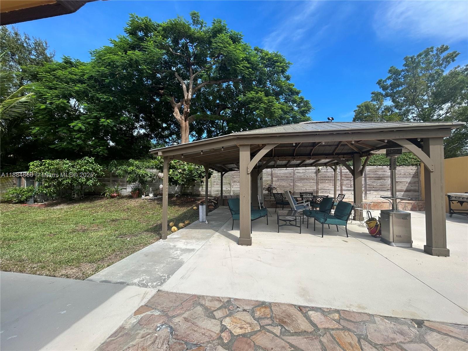 20627 NE 9th Pl.