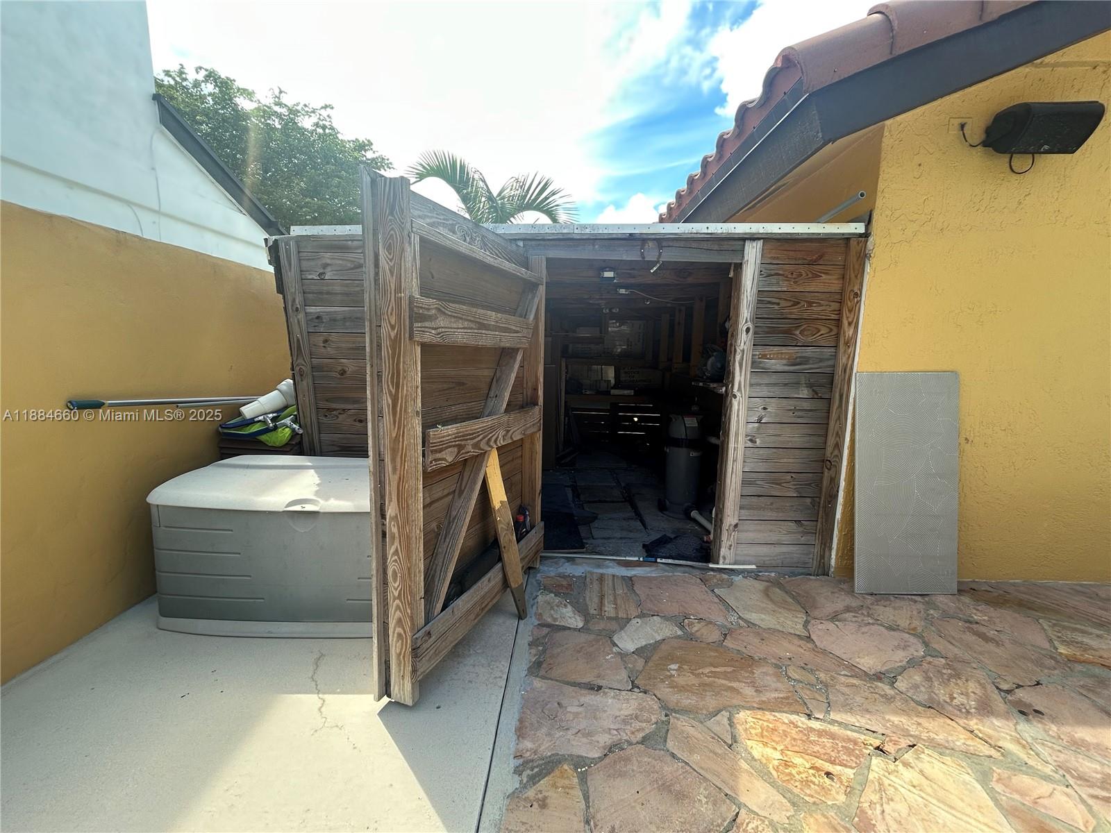 20627 NE 9th Pl.