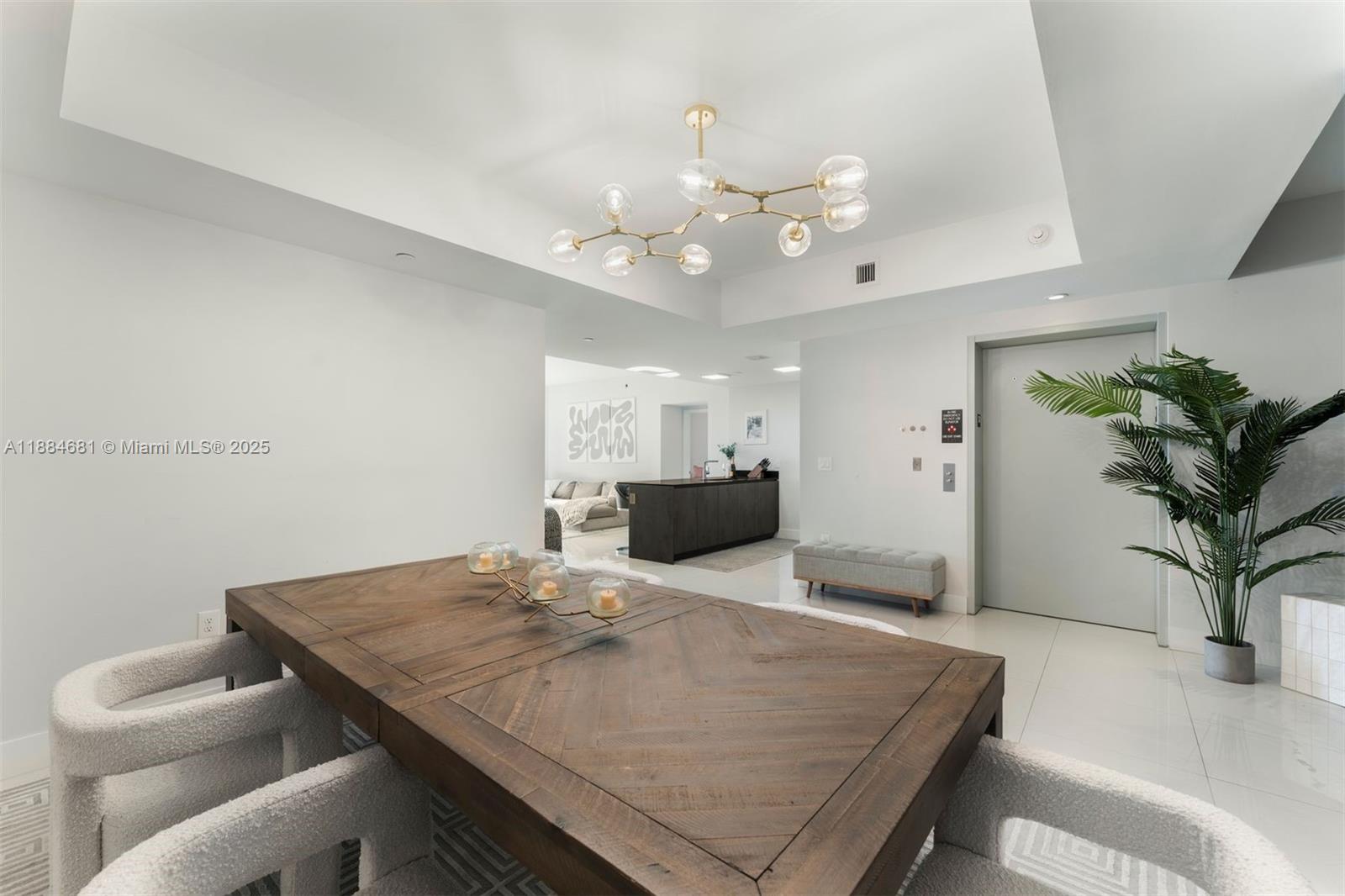 1010 Brickell Ave # 3004