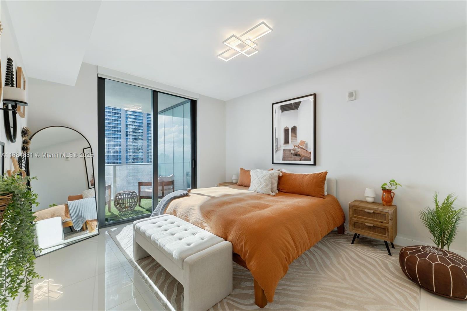 1010 Brickell Ave # 3004