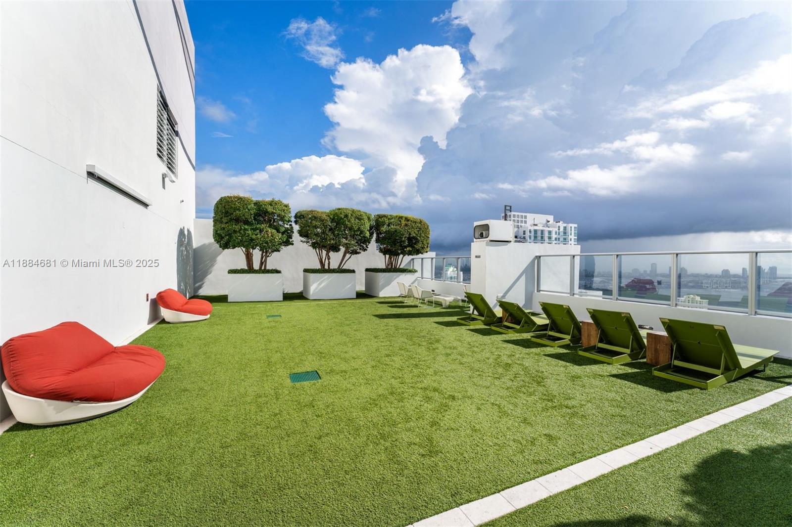 1010 Brickell Ave # 3004